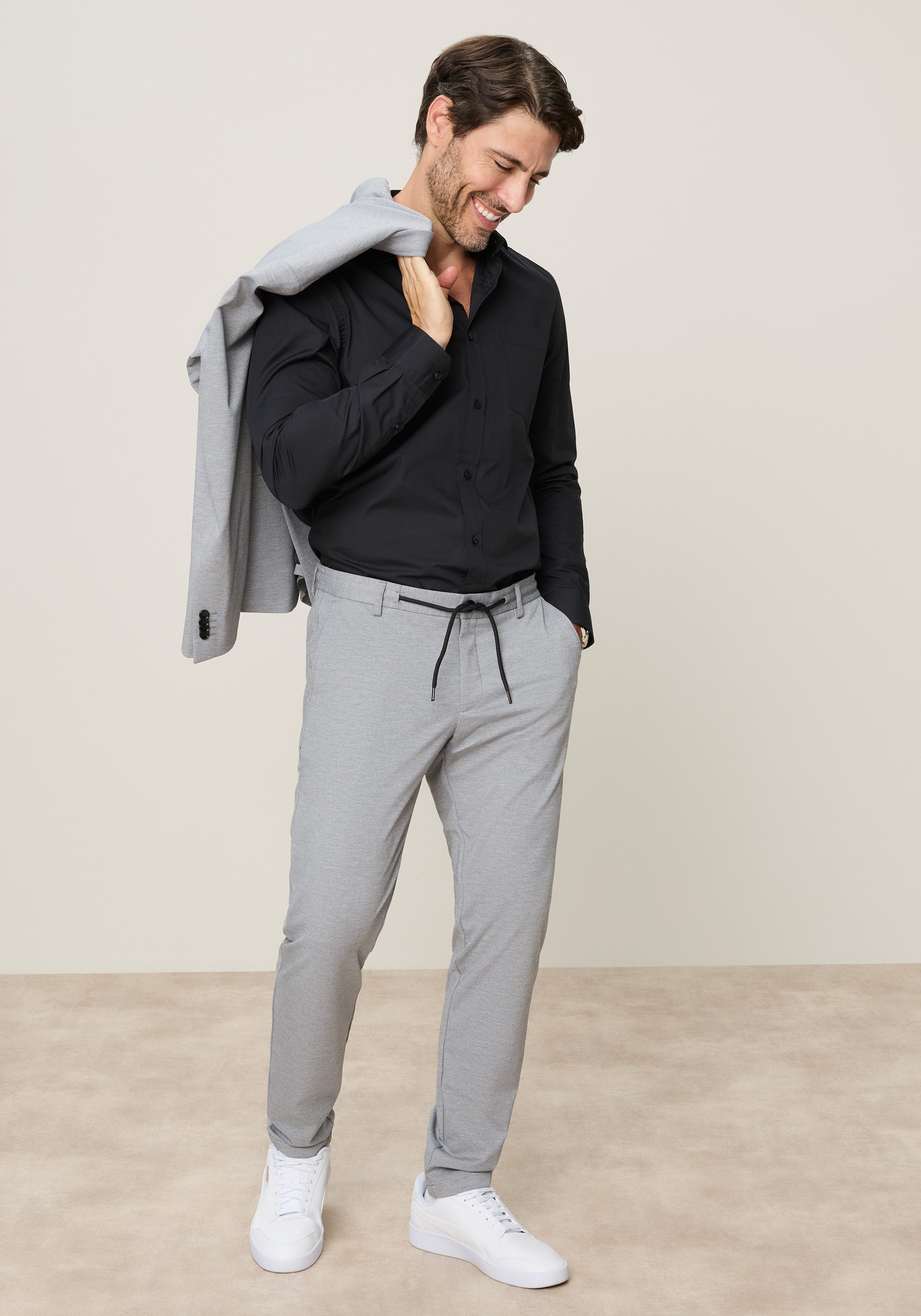 Zum Outfit 11