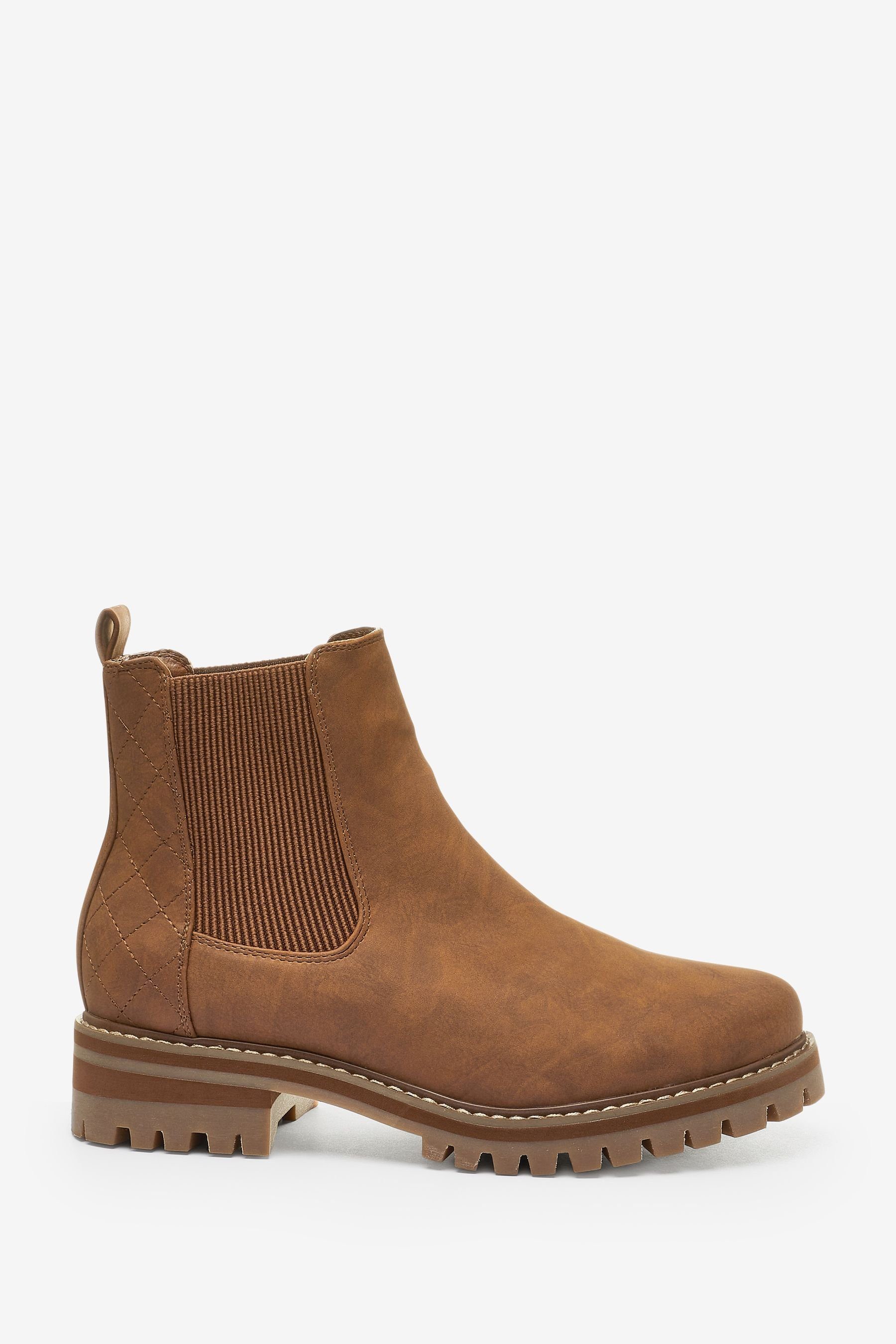 Next Tan Chelseas, Comfort (1-tlg) Forever weite extra Passform Chelseaboots Brown