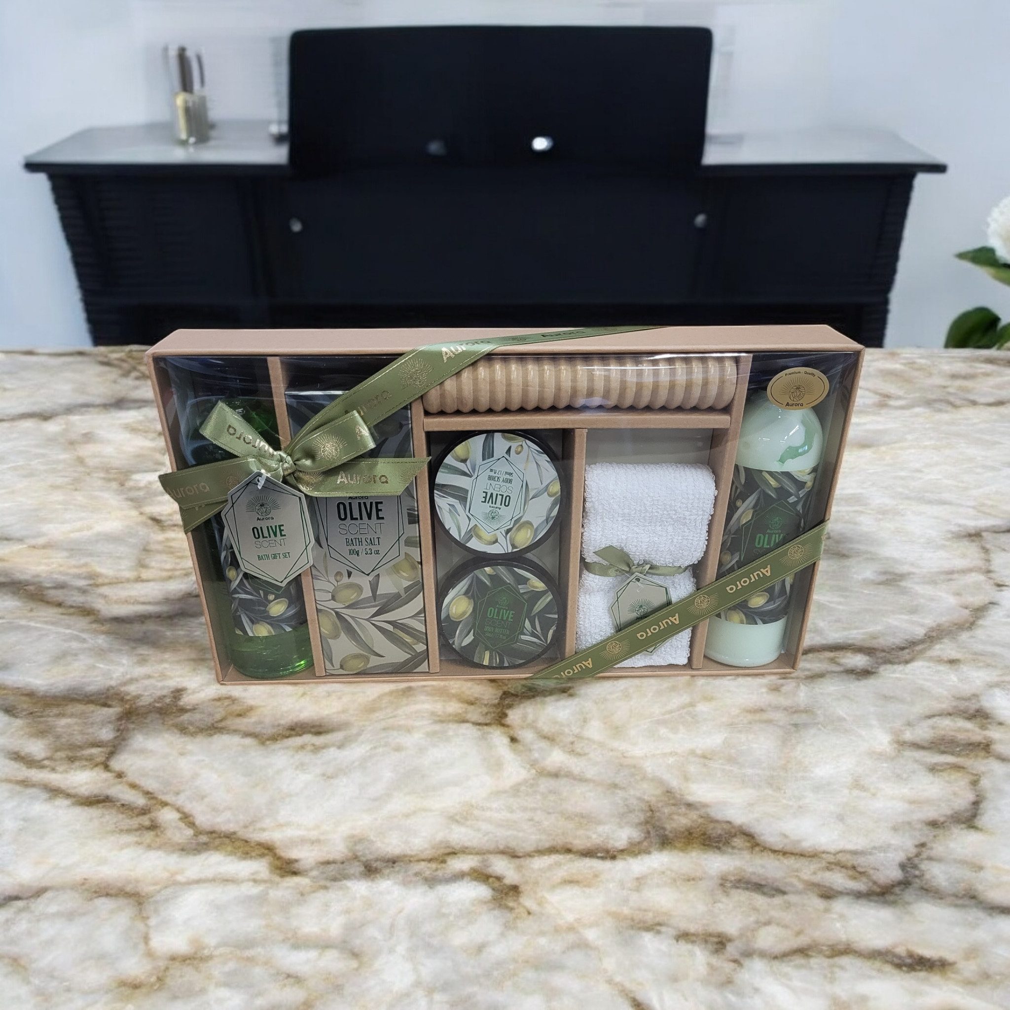 Aurora Pflege-Geschenkset AURORA Geschenkset mit Massagegerät 7 tlg. - Olive