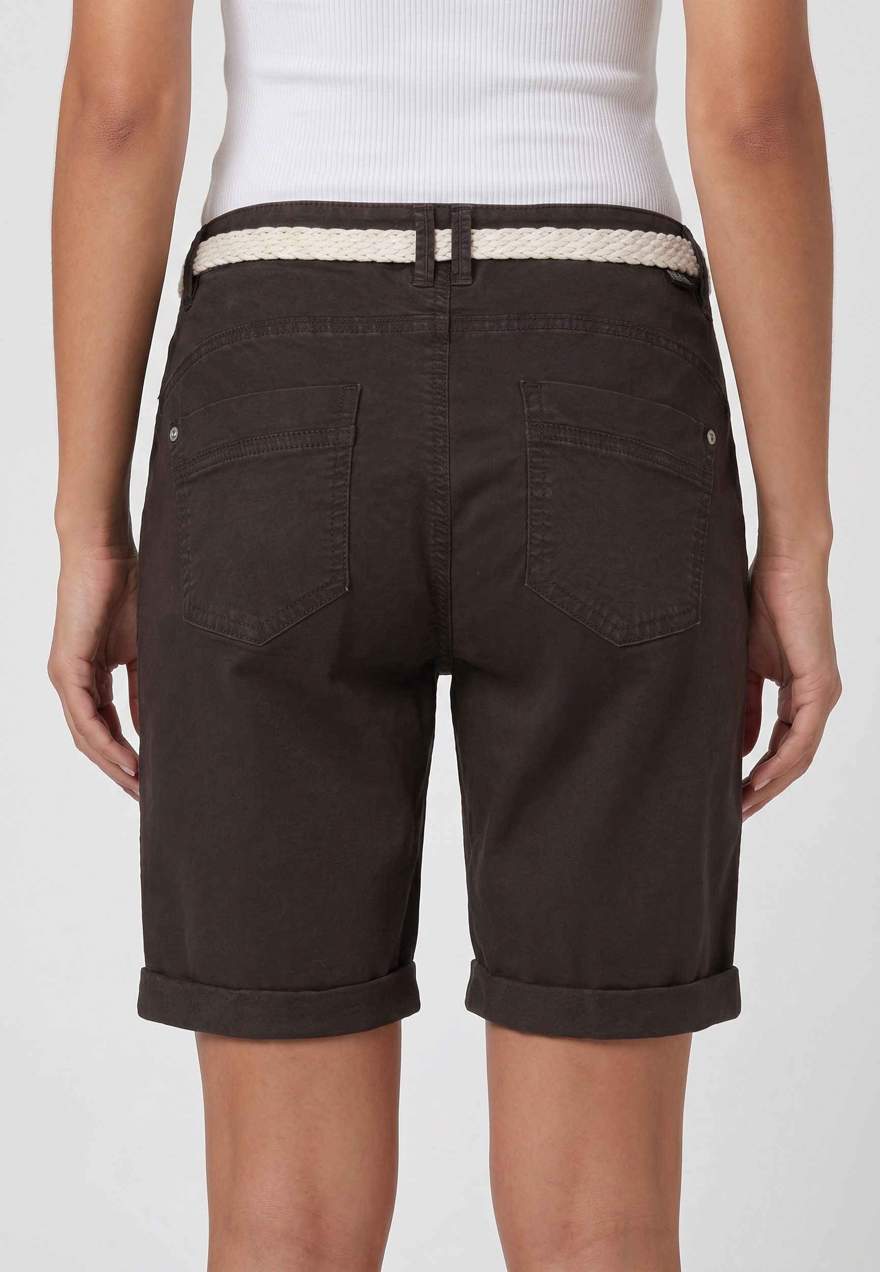 SUBLEVEL Bermudas Damen Shorts mit Gürtel Stretchshorts, schmaler Flechtgürtel