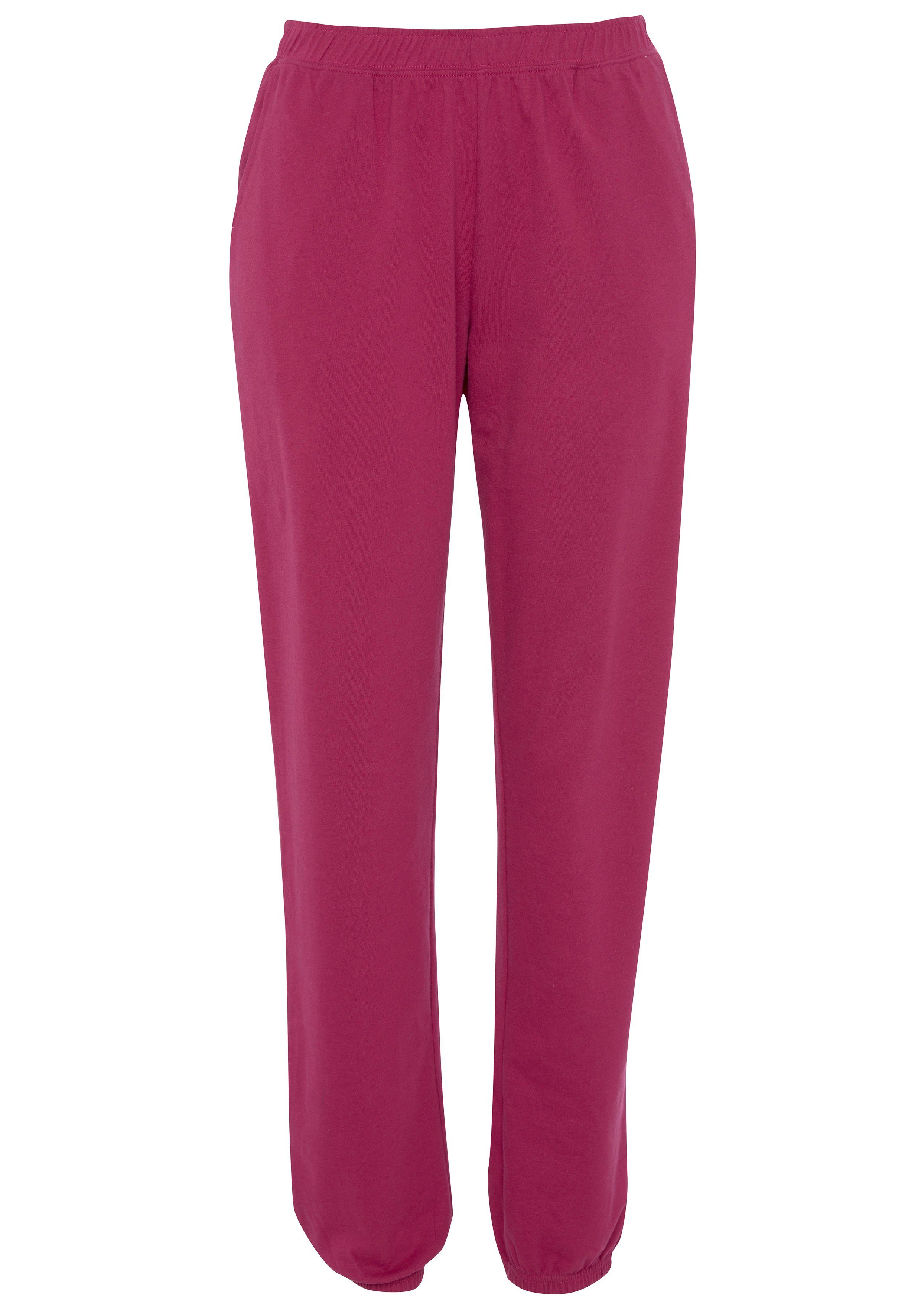 Vivance Dreams Pyjama (2 tlg) mit grafisch-floralem Alloverdruck. € 34,99