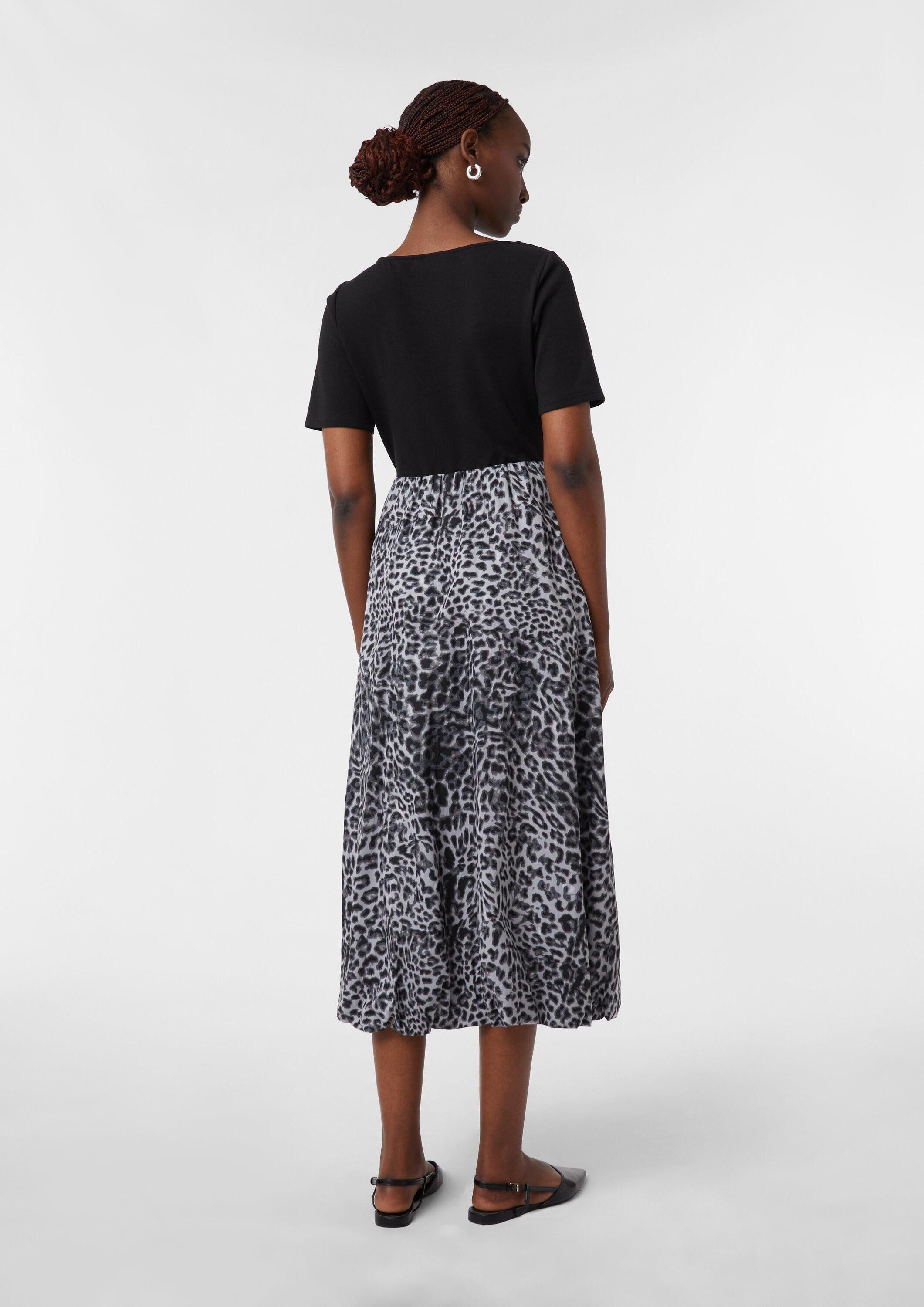 comma Midikleid Kleid Midikleid aus Materialmix mit Karree-Ausschnitt