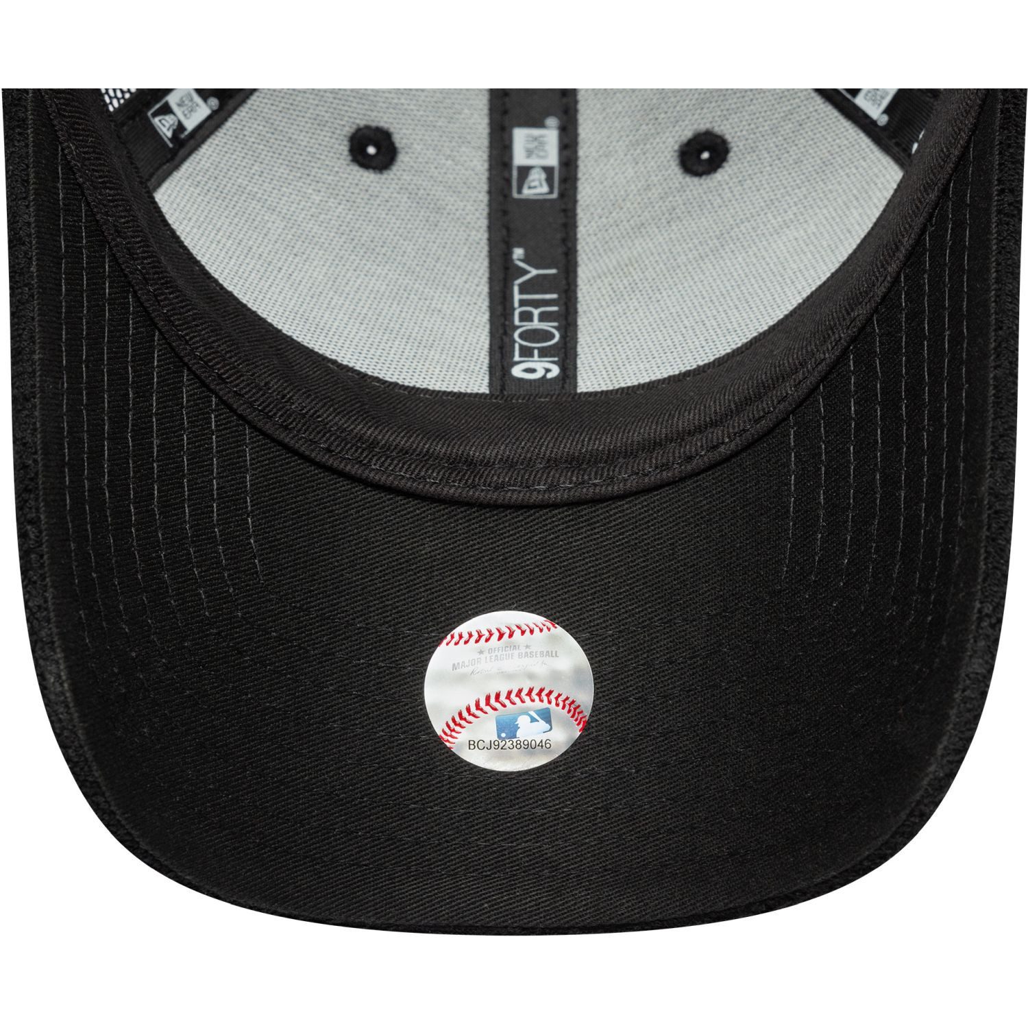 New Era Baseball Cap Trucker TOWEL Los Angeles Dodgers