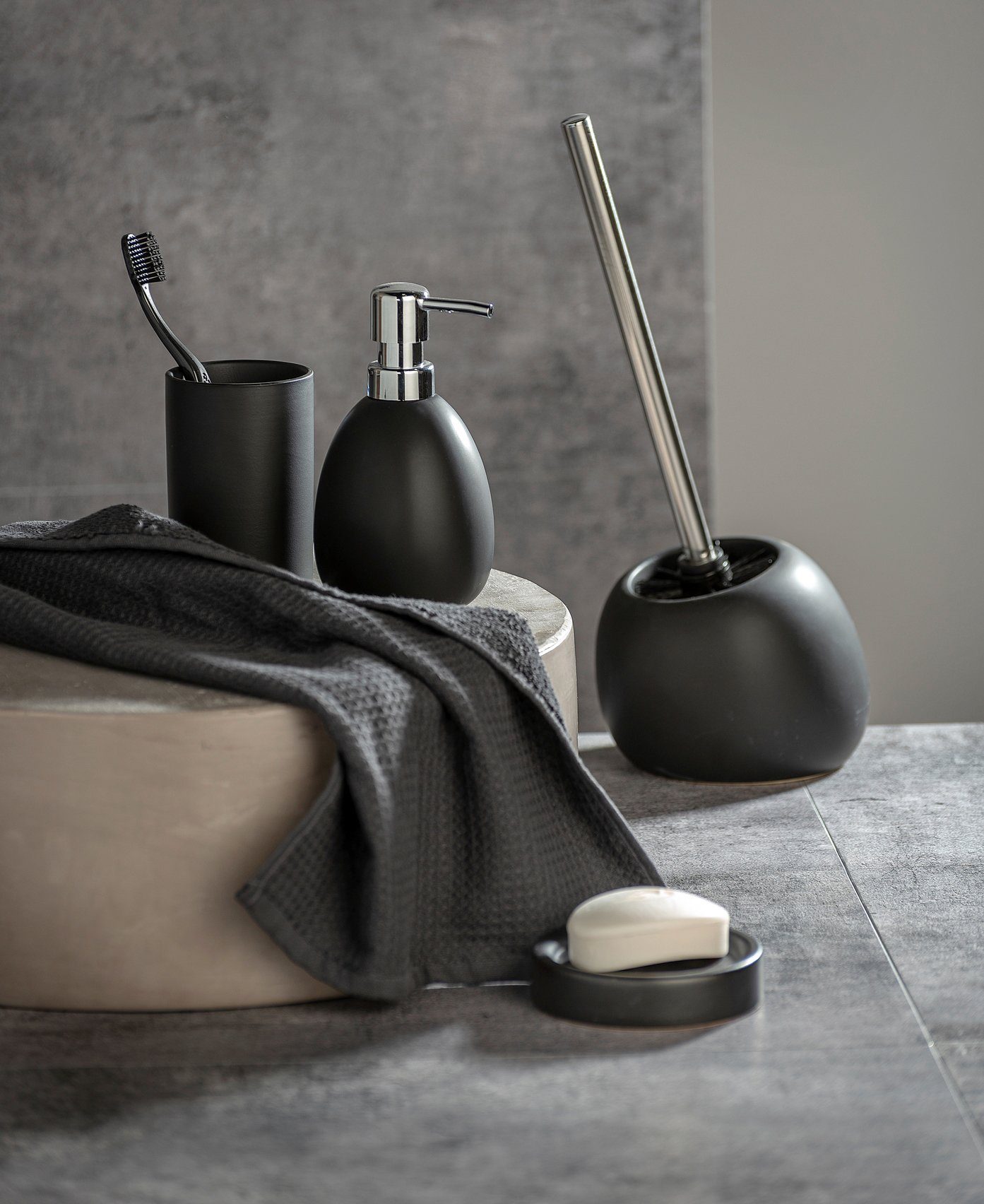 WENKO WC-Garnitur Polaris, (1-tlg), Keramik schwarz