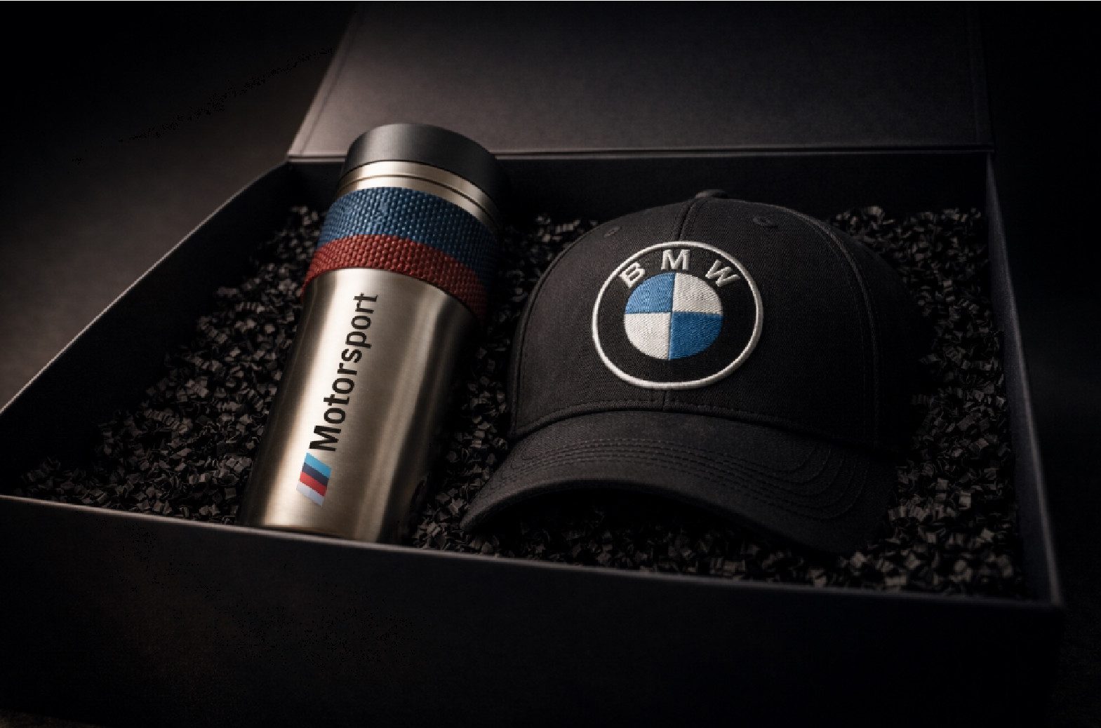 BMW Thermobecher Edle BMW Geschenkbox Geschenkset Thermobecher M Mütze Cap, 2-tlg.
