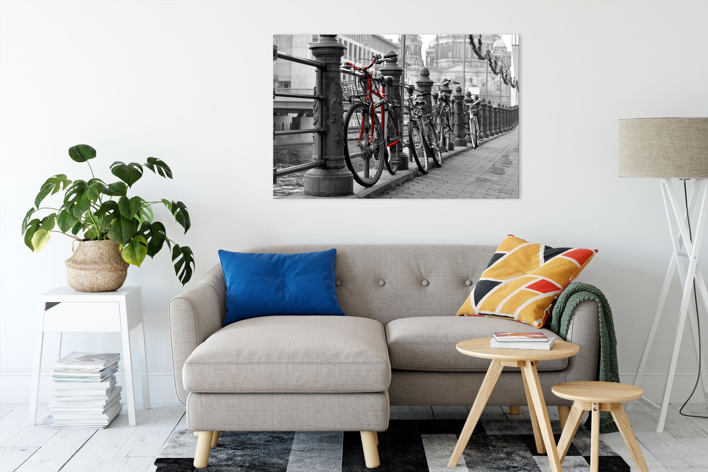 an Fahrräder bespannt, (1 Wasserstraße, Leinwandbild Fahrräder St), Zackenaufhänger fertig Wasserstraße inkl. an Leinwandbild Pixxprint