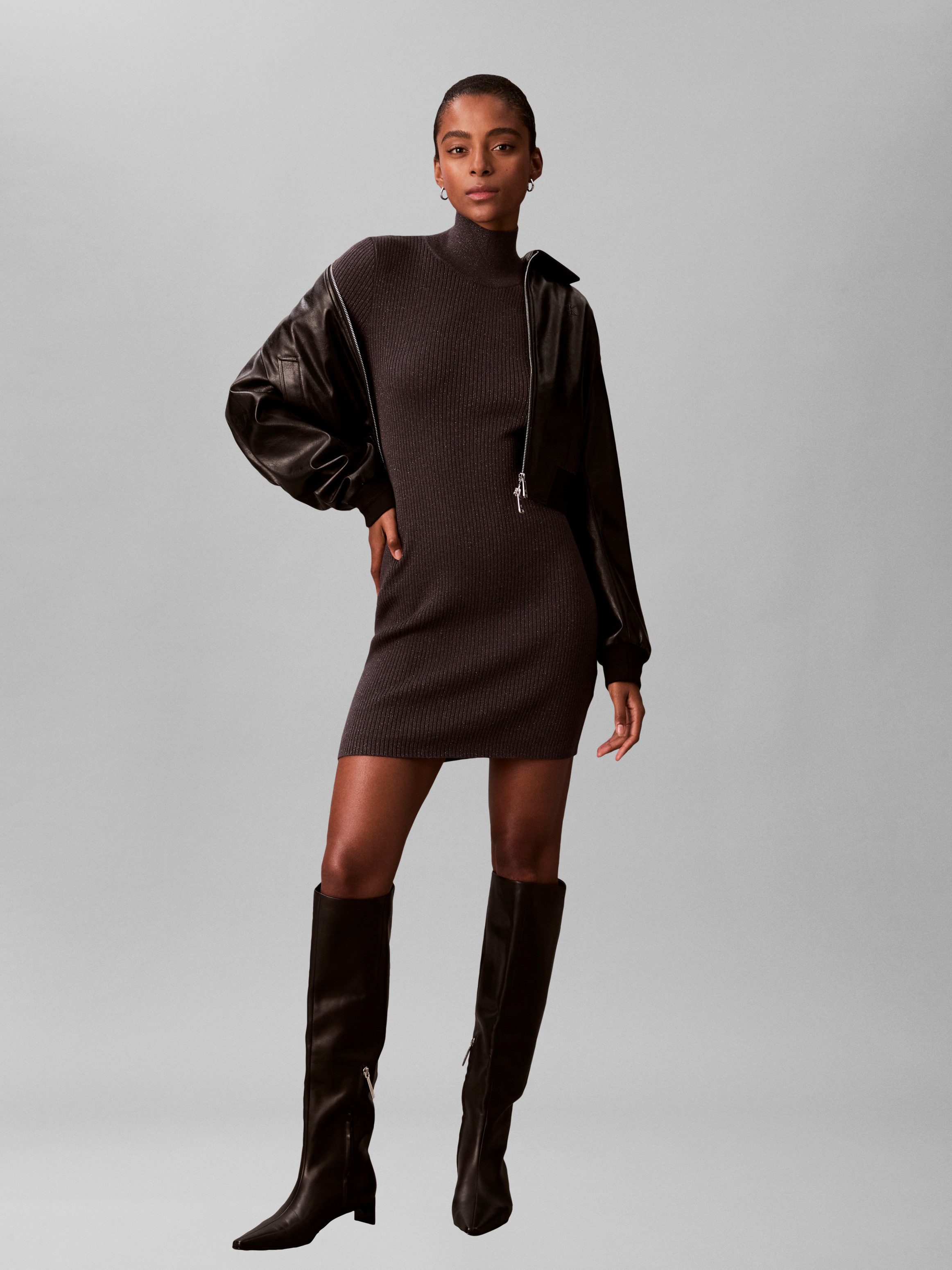 Calvin Klein Jeans Minikleid Figurbetonte Passform mit Stehkragen