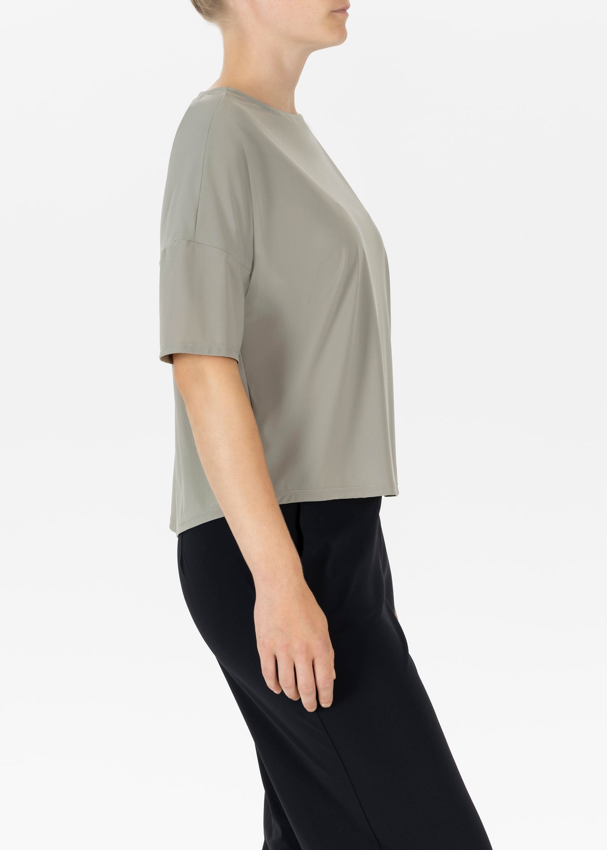 St.Ann Blusenshirt Shirt Umi – Relaxed Fit T-Shirt mit kastig lässigem Schnitt