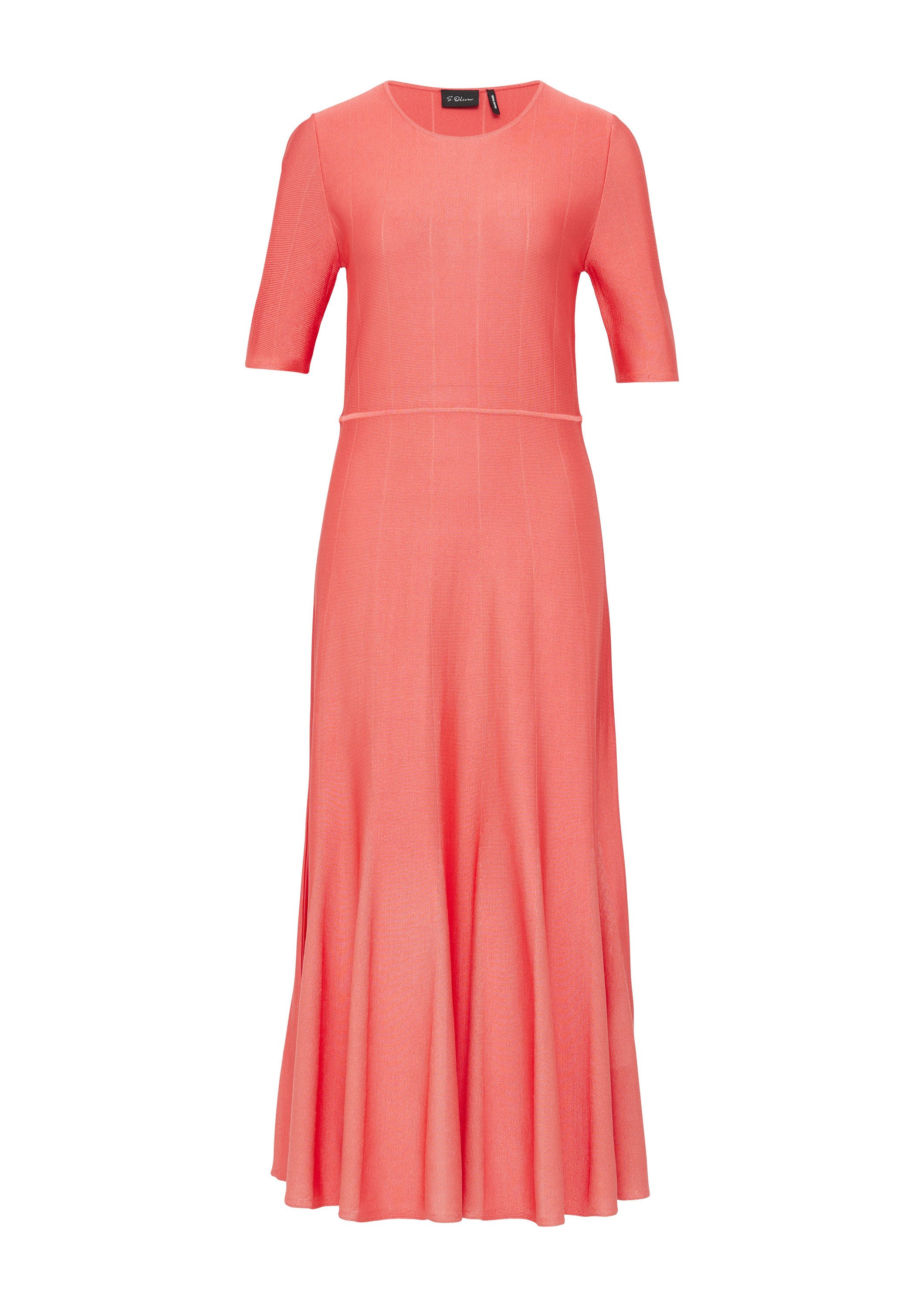 s.Oliver Maxikleid Kleid Ausgestelltes Feinstrick-Kleid mit Strickmuster günstig online kaufen