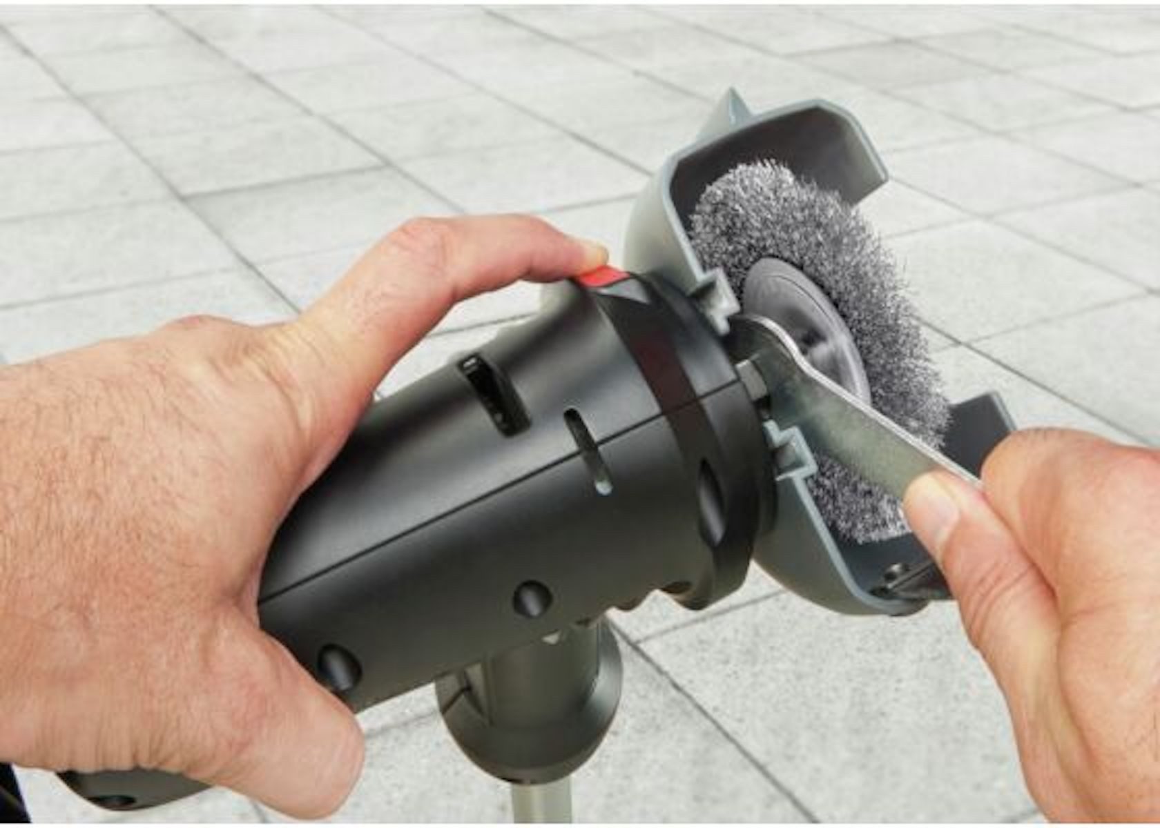 SKIL Benzin-Motorsense Stahlbürsten elektrischen Fugenreiniger 0700