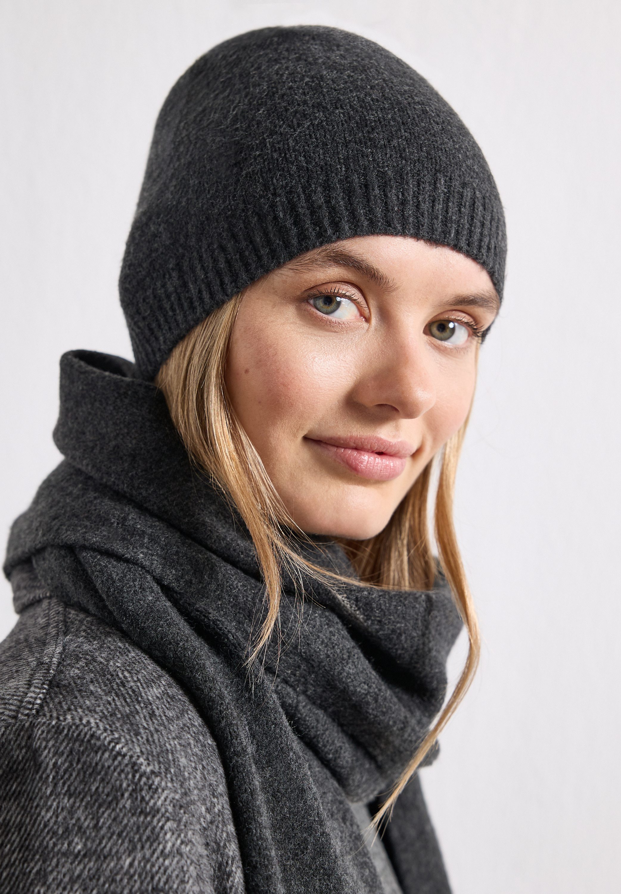 STREET ONE Strickmütze aus Feinstrick