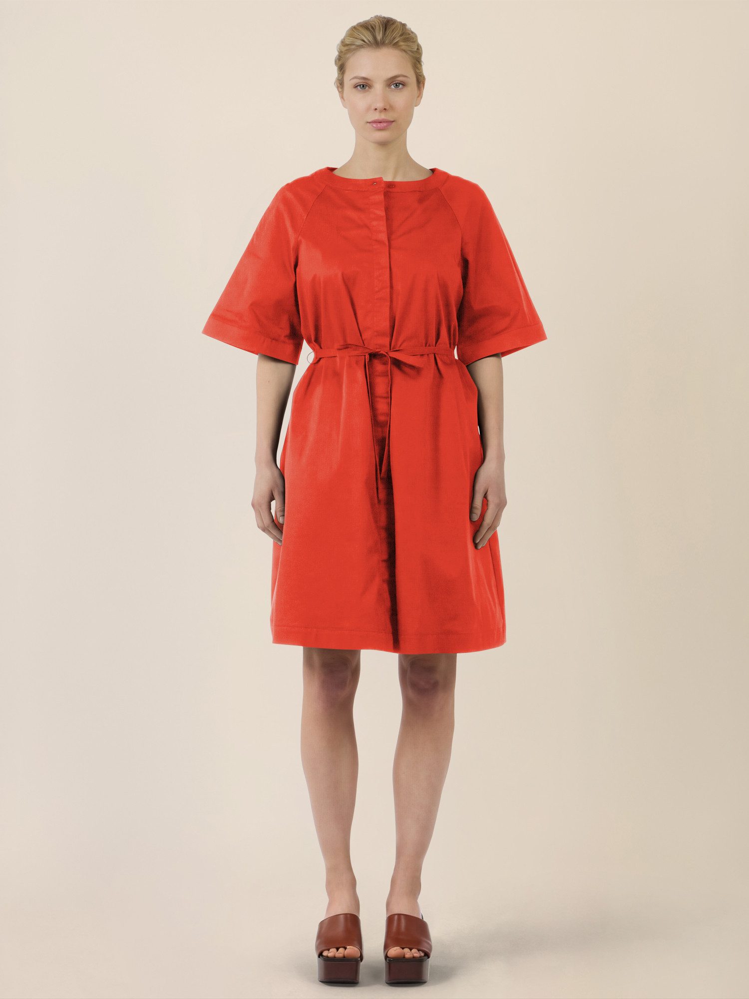 Apart Minikleid mit Gürtel und Raglanärmeln