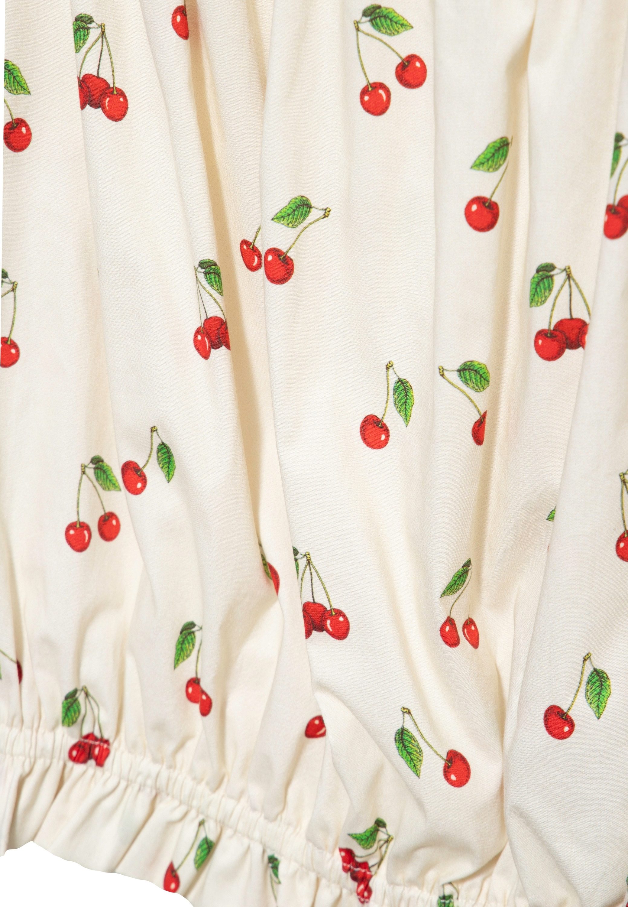 QueenKerosin Kurzarmbluse Cherry mit Allover-Print