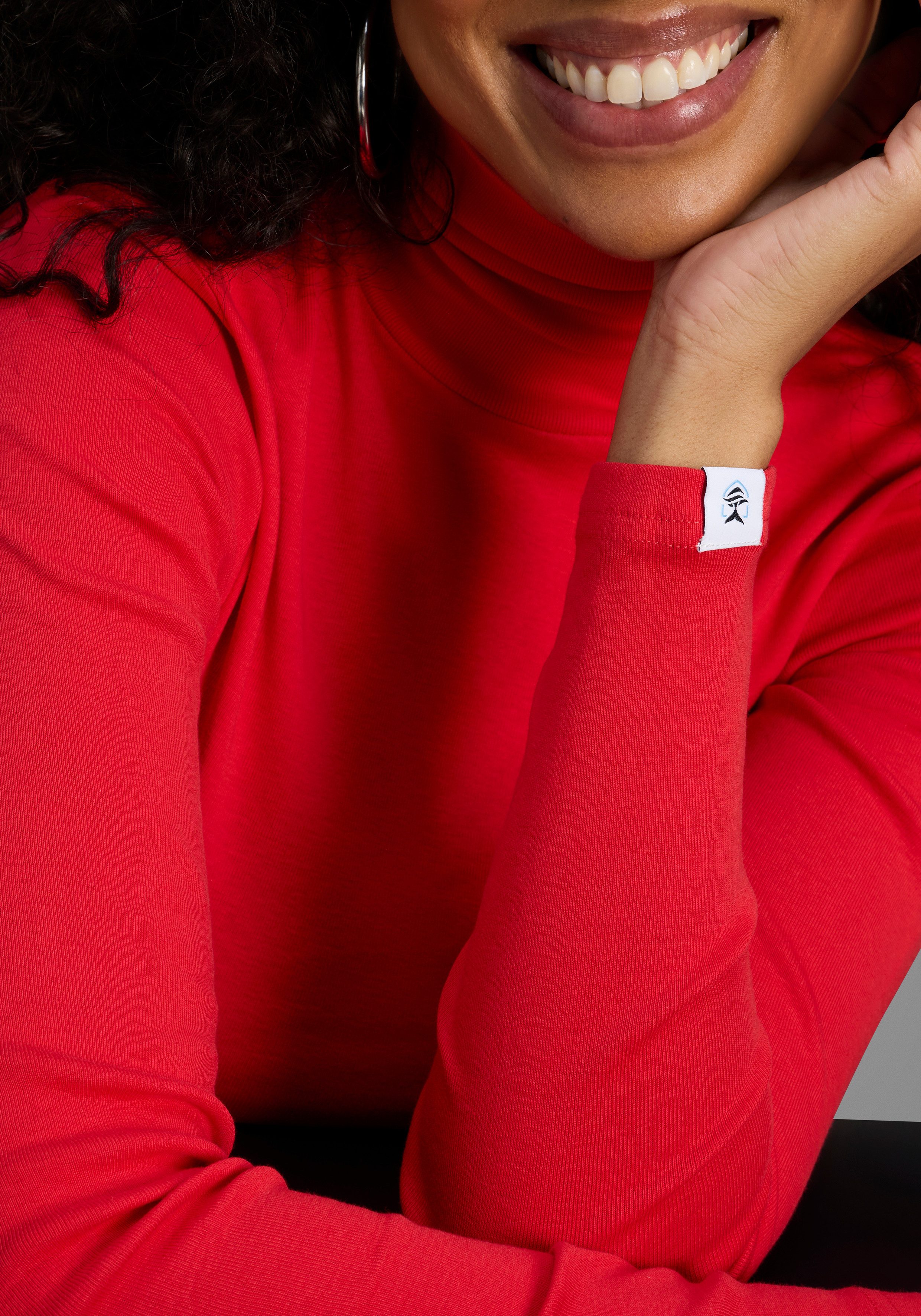 DELMAO Rollkragenshirt Langarm, sehr figurbetonte Passform, unifarben, mit Rollkragen