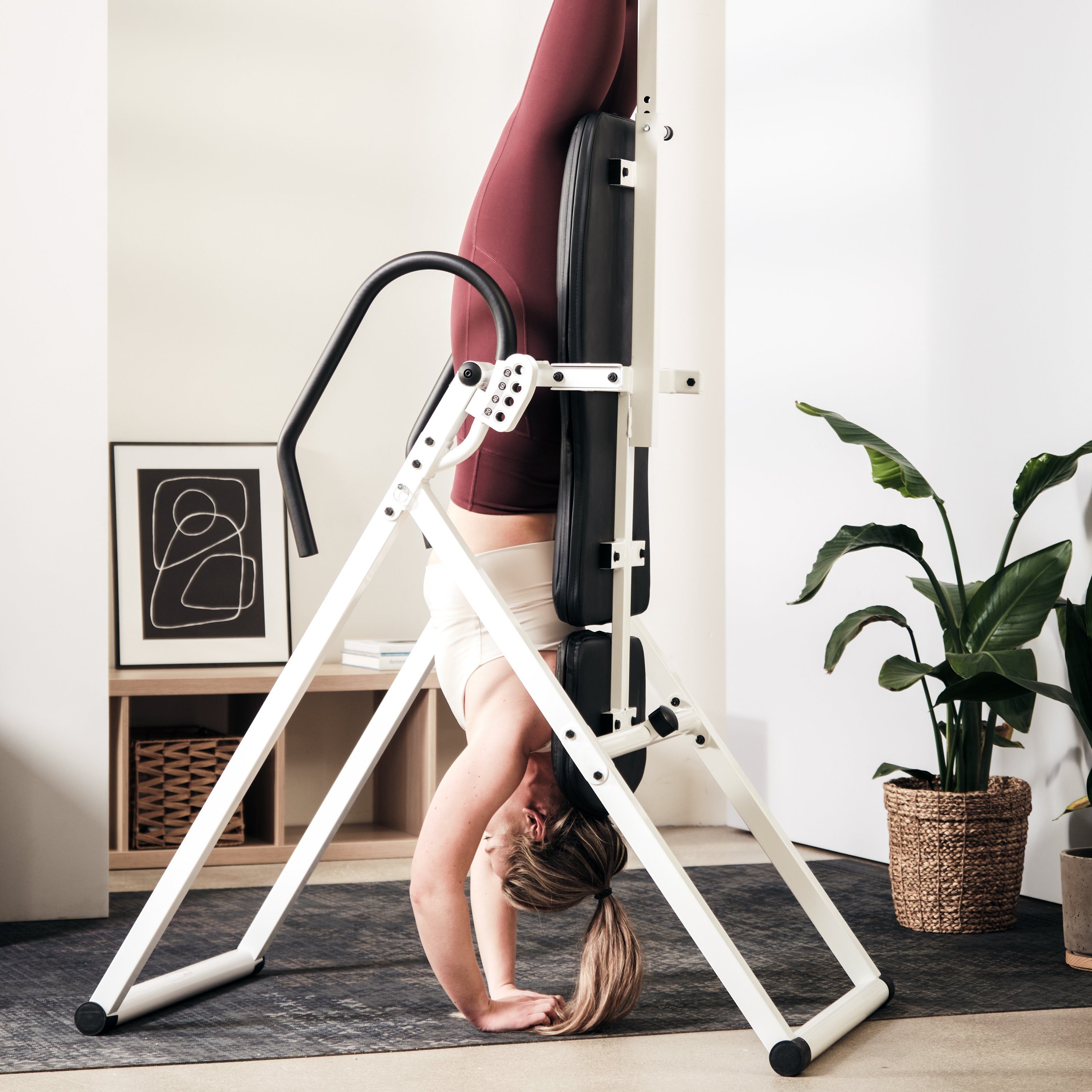 SportPlus Rückentrainer SP-INV-1200, Rückentrainer, Inversionstisch, klappbar, 4 Winkel, Fußhalterung