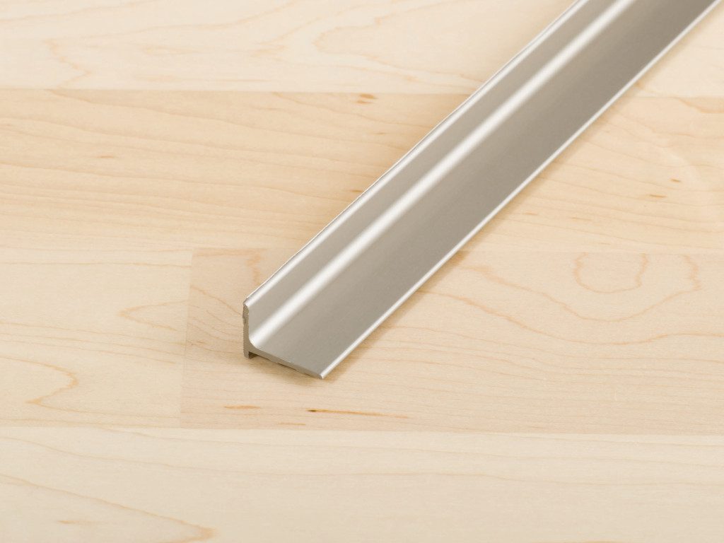 PROLINE Abschlussprofil Abschlussprofil PROFACE Aluminium eloxiert Edelstahl