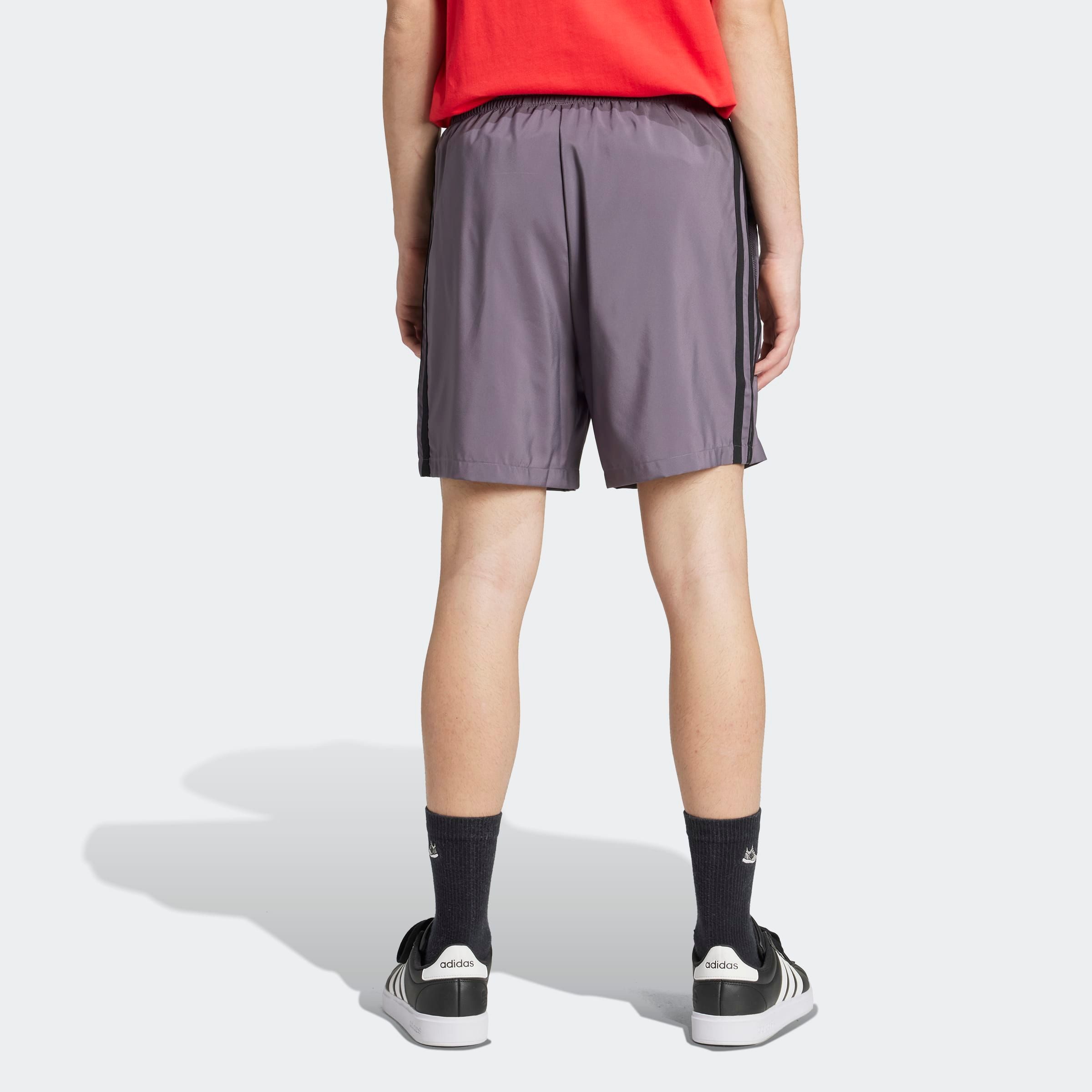 adidas Sportswear Shorts ESSENTIALS 3-STREIFEN CHELSEA mit 3-Streifen an den Seiten, für Laufen und Sportmode