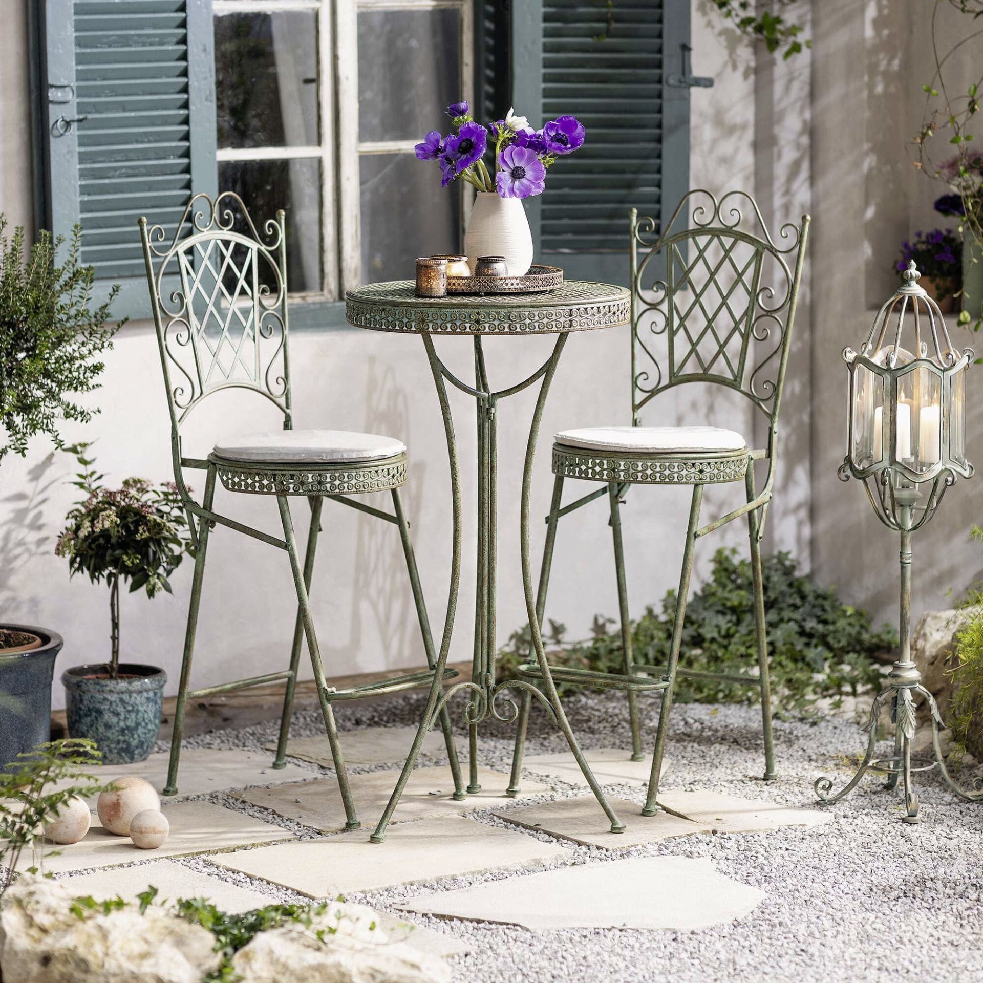 Dekoleidenschaft Stehtisch "Ornamente" aus Metall, mint-grün mit Rost Effekten, hoher Gartentisch, Bistrotisch, Ø 56 x H 107 cm, Balkontisch, Metalltisch