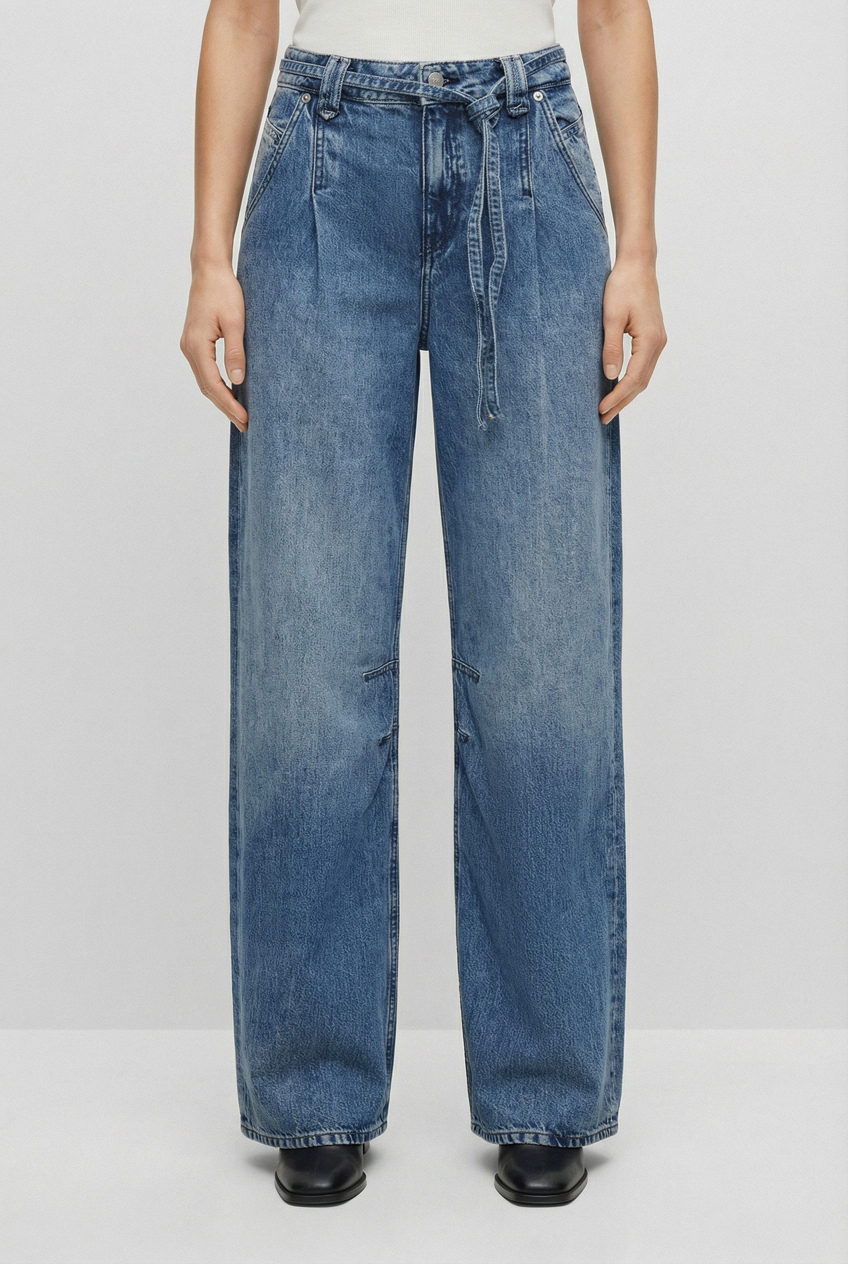 BOSS ORANGE Weite Jeans PLEATED BARREL 1.0 Premium Damenmode (2-tlg) mit Bindegürtel, High Waist