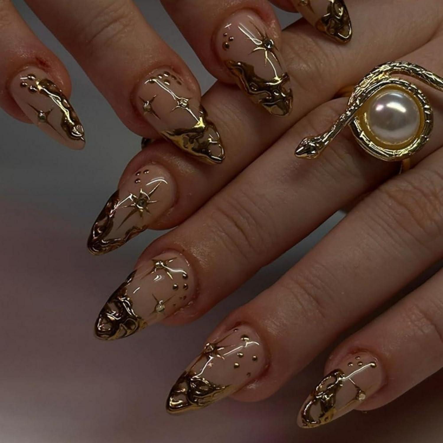 LuxusKollektion Kunstfingernägel Kunstnägel 24 Stück Sterne Kurz Mandel Gold Metallic 18star&gold8