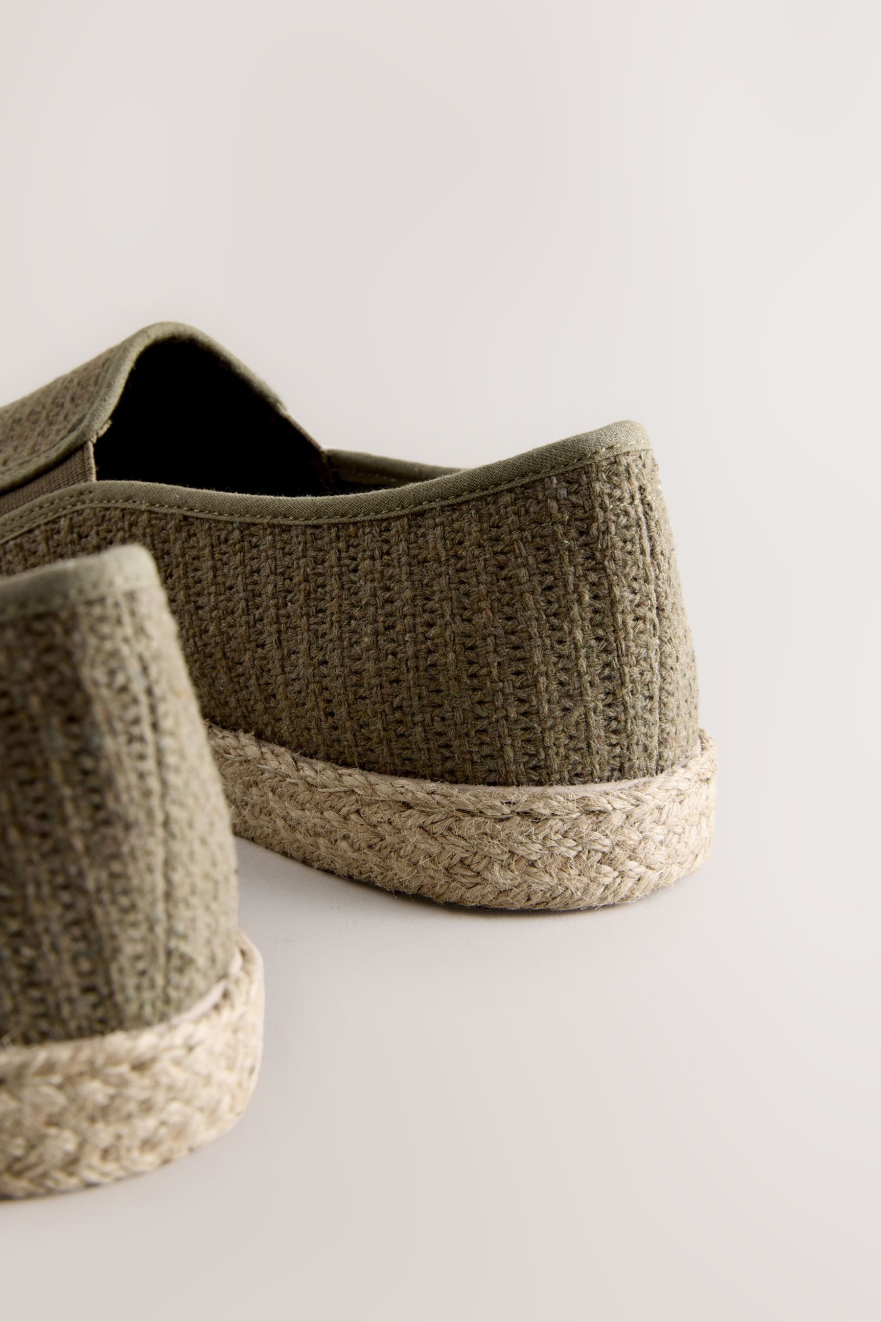Next Strukturierte Espadrilles-Schlupfschuhe Espadrille (1-tlg)