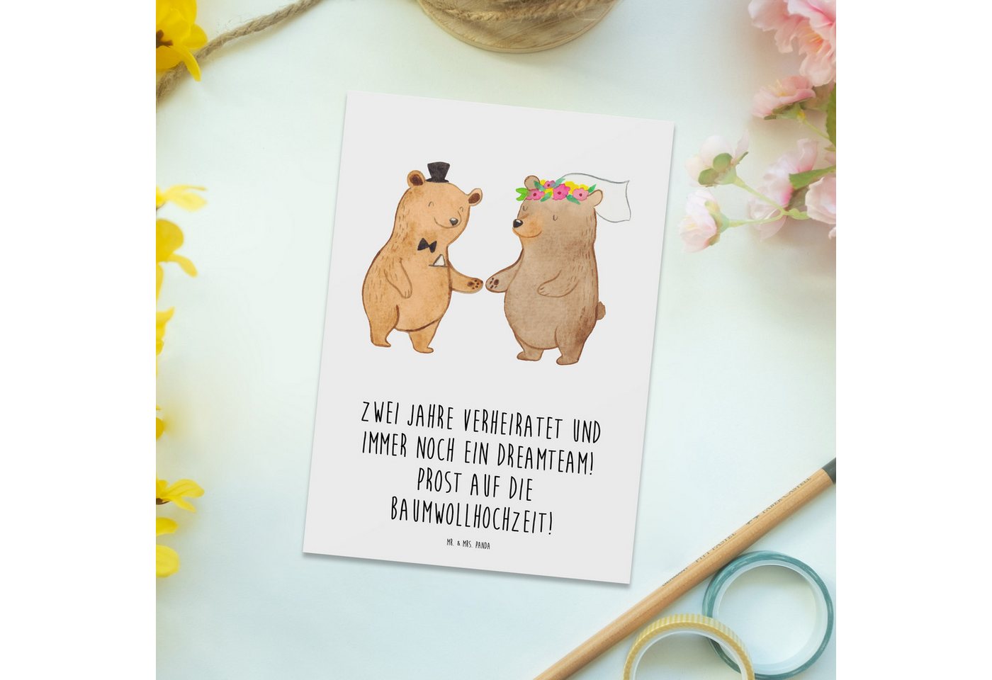 Thumbnail - Mr. & Mrs. Panda Postkarte 2. Hochzeitstag Baumwollhochzeit - Weiß - Geschenk, Ansichtskarten, D, Hochglänzend