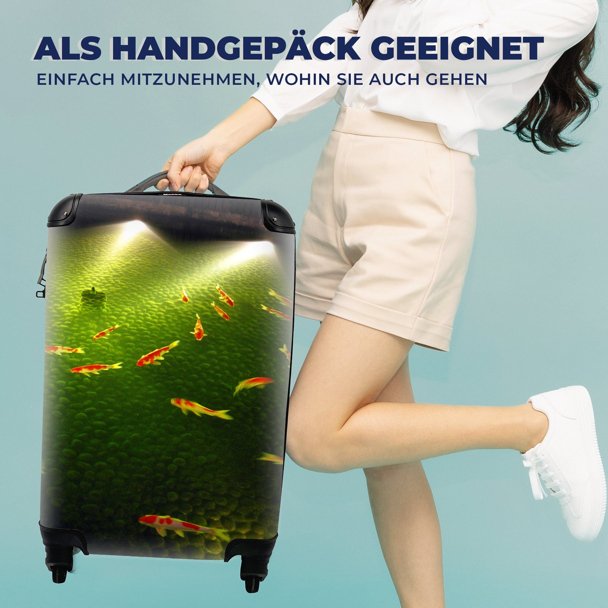 MuchoWow Handgepäckkoffer Handgepäck 4 nachts große mit Reisetasche Ferien, Eine Gartenteich, schwimmt Gruppe für rollen, Koi-Karpfen Reisekoffer Rollen, von Trolley, einem in