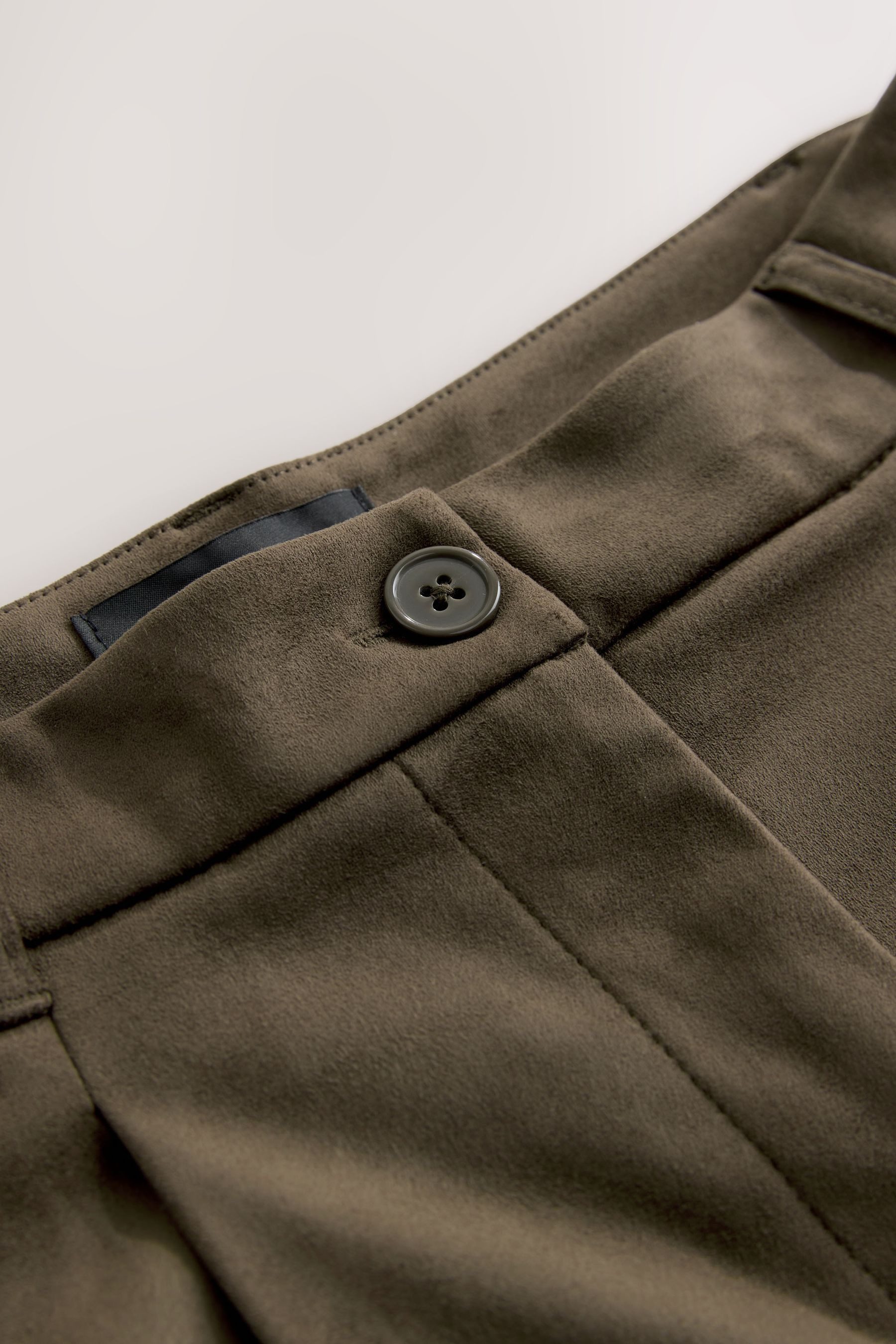 Next Shorts Lange Short aus Velourskunstleder (1-tlg)