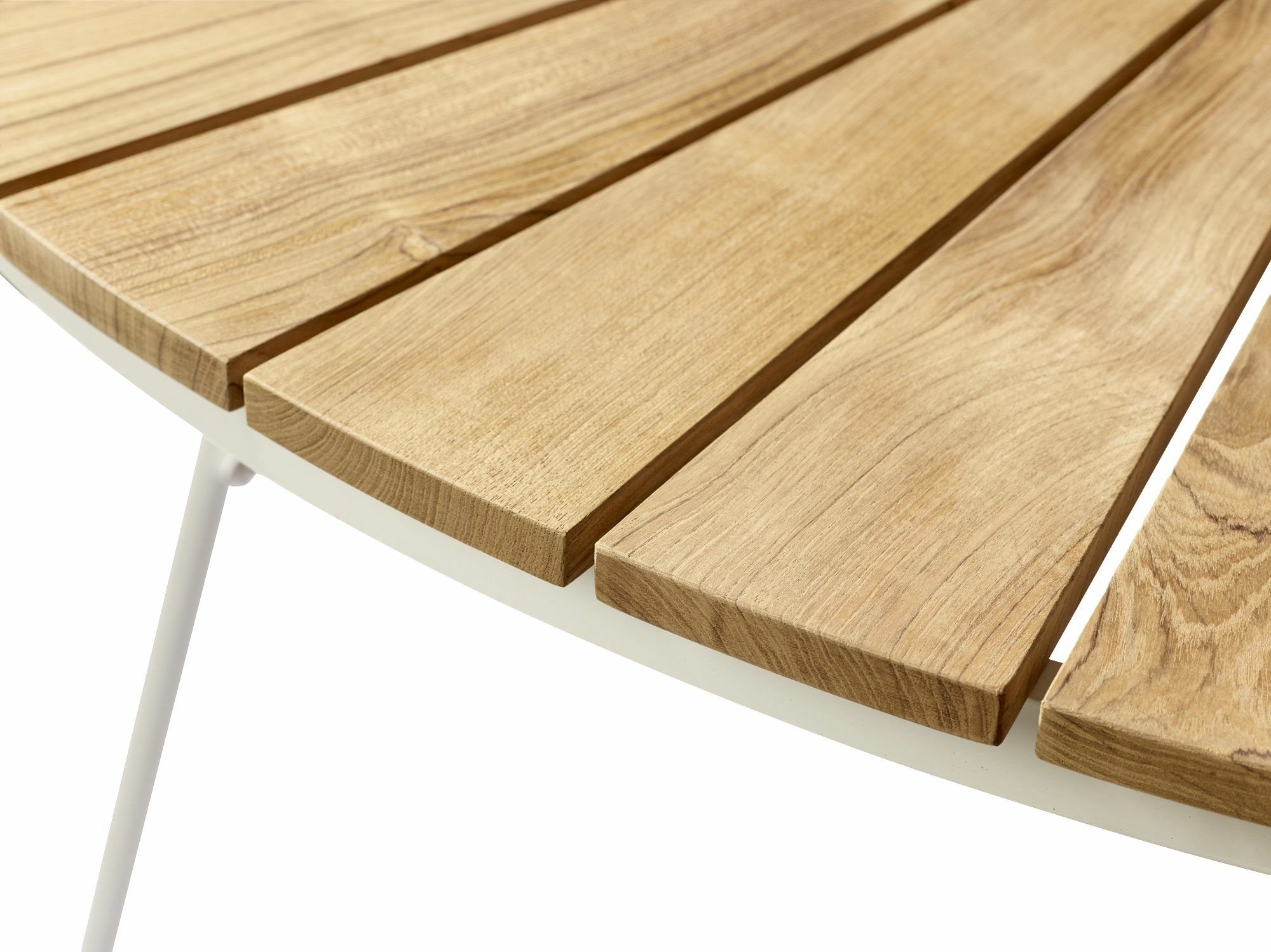 Cinas Gartentisch Ellen, Massive Holzlamellen, angenehme Standfläche, natürliche Wärme