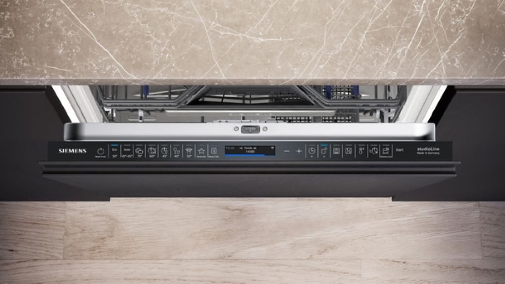 SIEMENS vollintegrierbarer Geschirrspüler iQ700 SN67E800BE