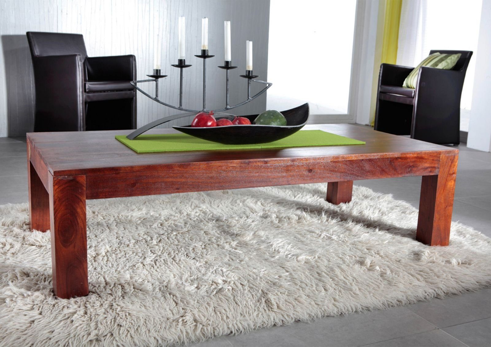 Massivmoebel24 Couchtisch OXFORD (120x75x40 Akazie, Couchtisch aus massiven Akazienholz im Landhausstil), hochwertiges Edelholz;authentische Holzadern;aufwendige Schnitzereien und Verzierungen;