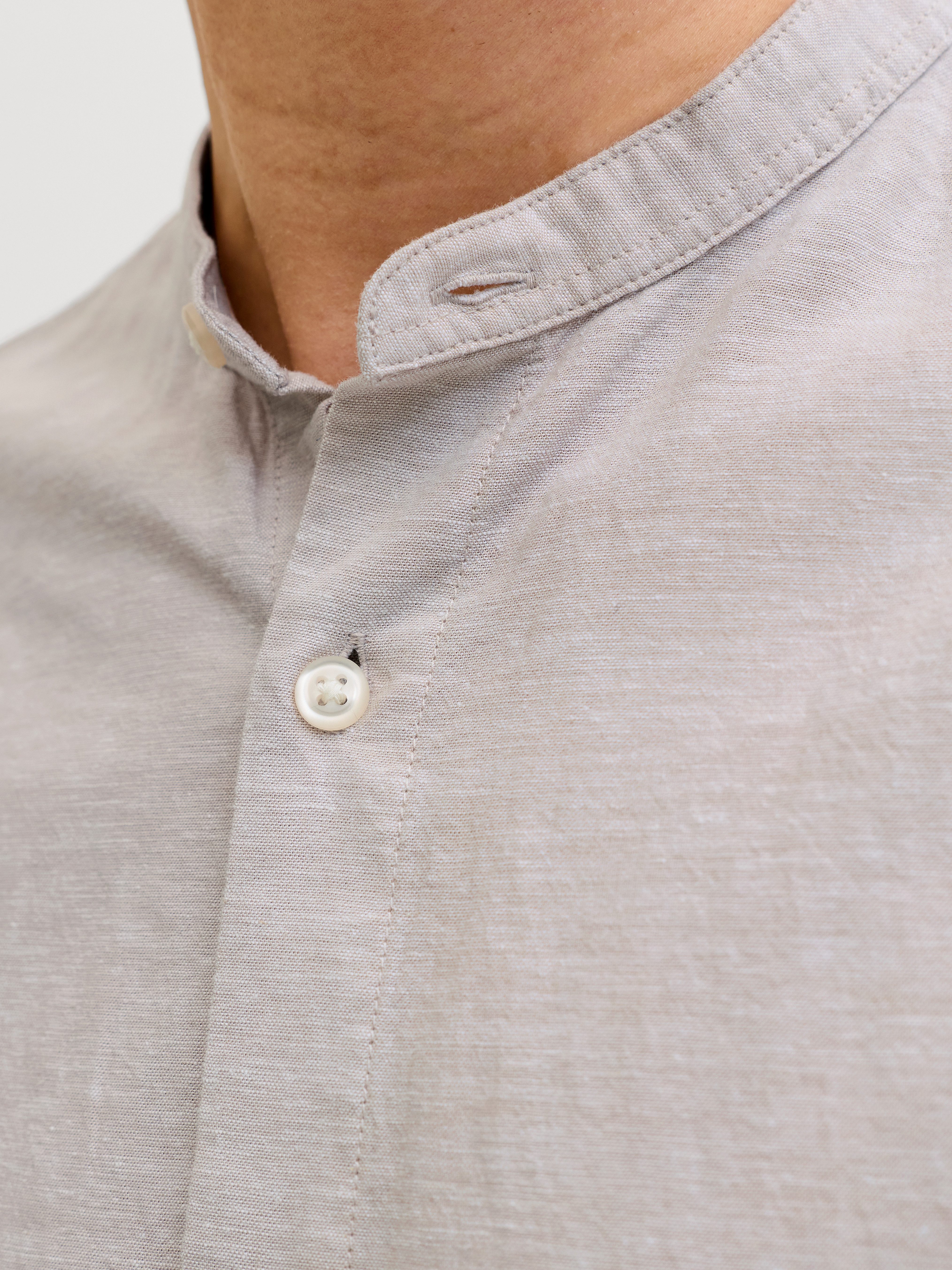 Jack & Jones Langarmhemd JJEBREEZE LINEN BLEND BAND SHIRT L/S SN mit Stehkragen