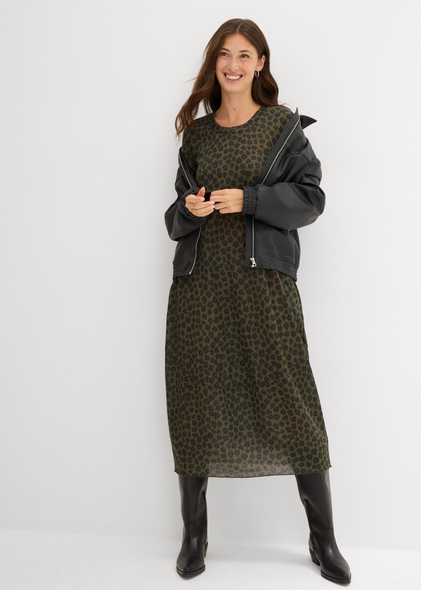 bonprix Shirtkleid Regular Fit, Egg-Shape, mit Allover-Leoprint