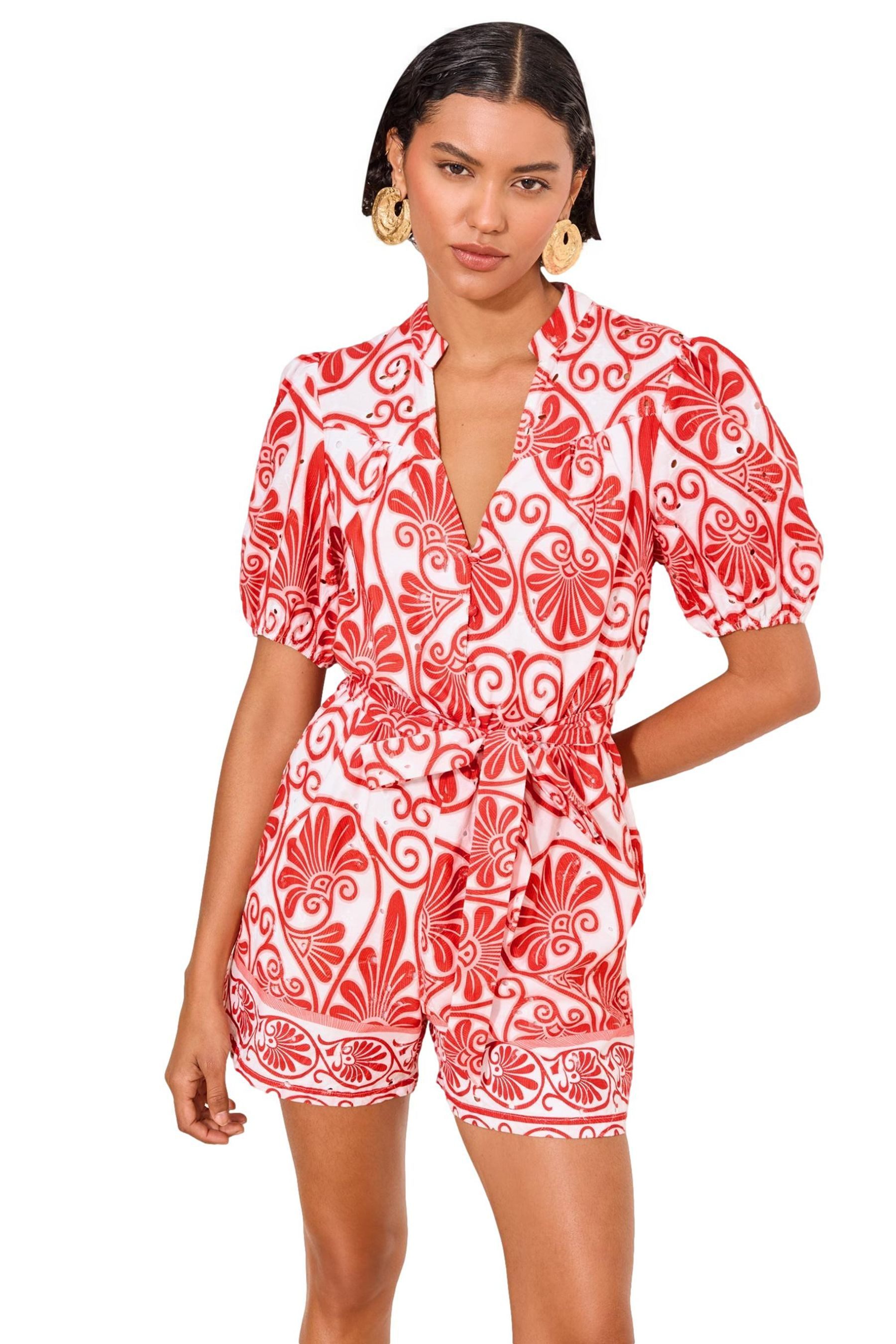 Playsuit Lipsy Playsuit mit Puffärmeln, Print und Gürtel