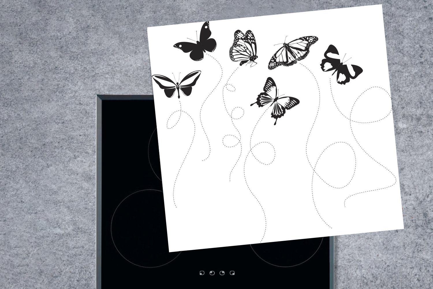 MuchoWow Herdblende-/Abdeckplatte (1 Vinyl, Illustration Ceranfeldabdeckung, tlg), schwarz-weiße Schmetterlingen, Eine von Arbeitsplatte 78x78 küche für cm