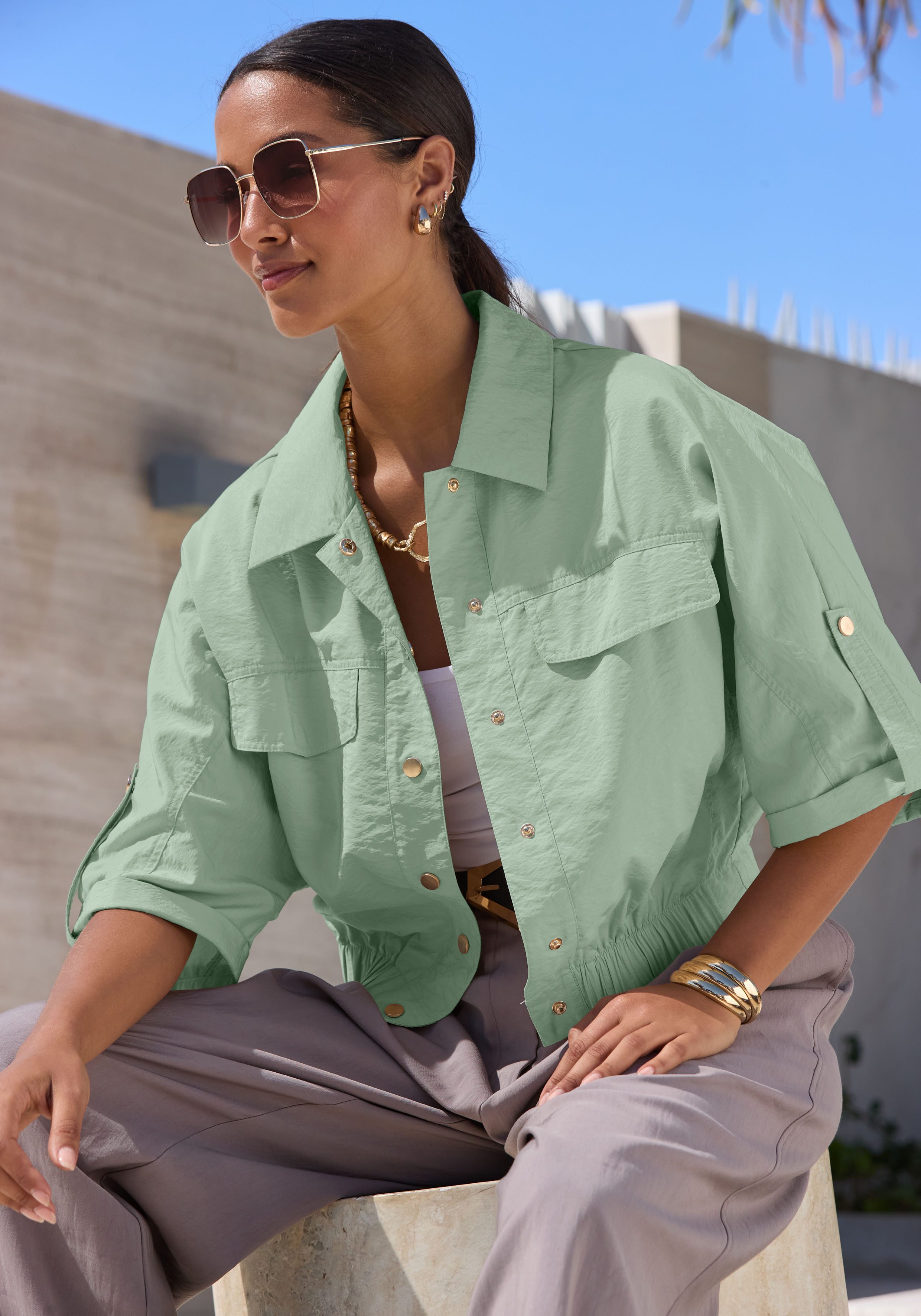 LASCANA Blouson aus leichter Webware mit 3/4-Ärmeln Sommerjacke, leichte Übergangsjacke, Safarijacke, kurze Blousonjacke