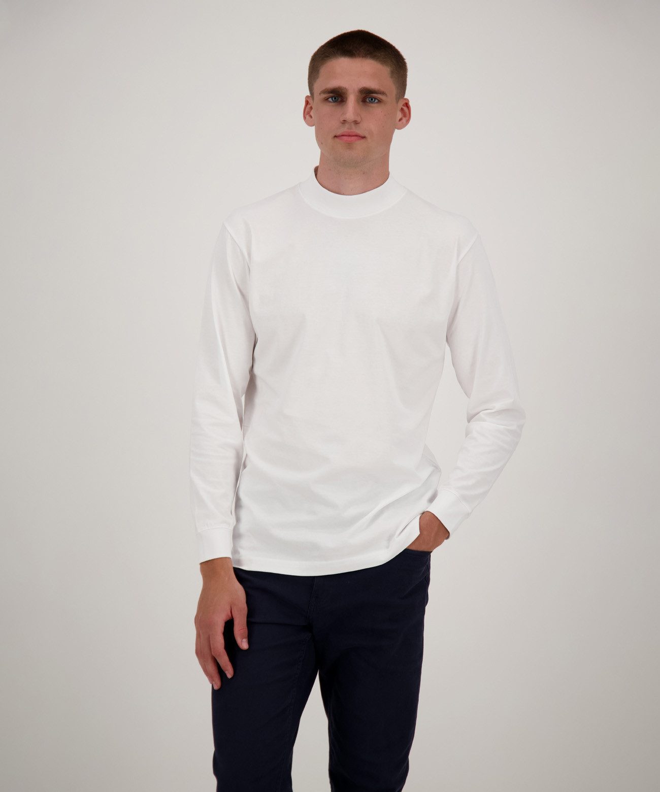 Stehkragenshirt
