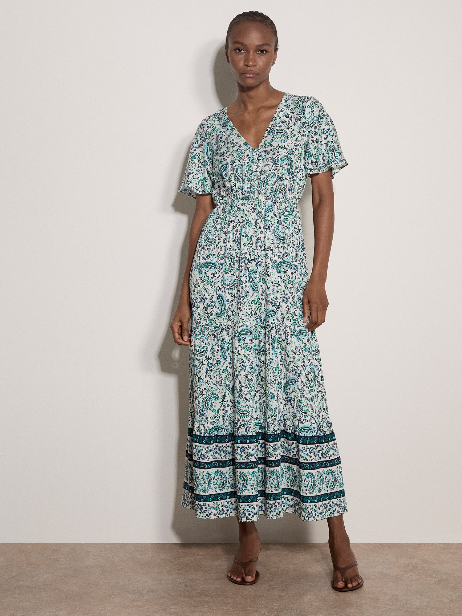 Apricot Maxikleid Maxikleid mit Paisley-Print mit Stufen