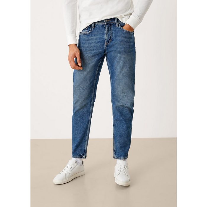 s.Oliver 5-Pocket-Jeans Relaxed: Jeans im Used-Look Leder-Patch