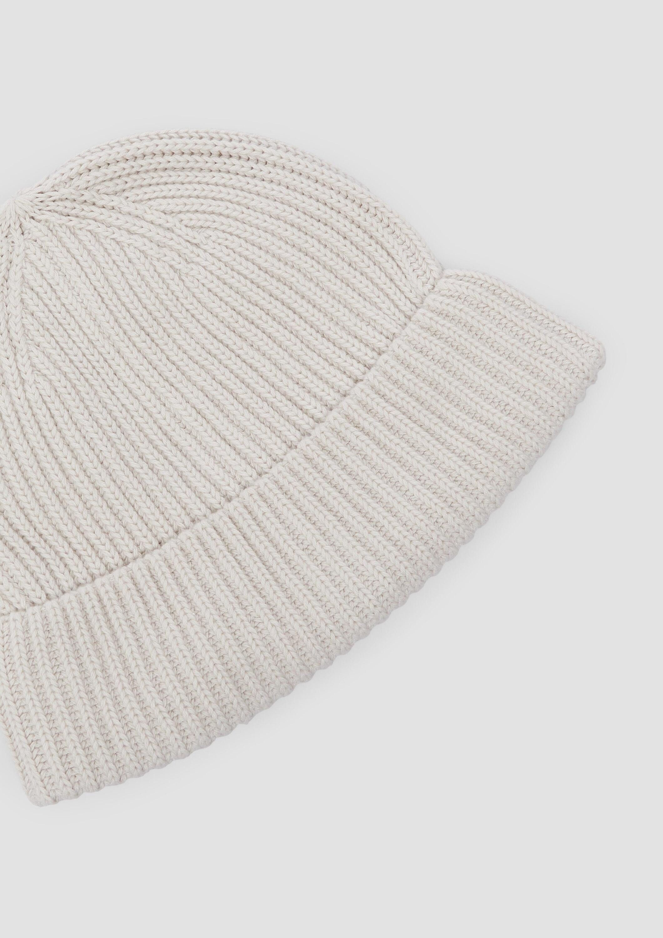 s.Oliver Strickmütze Mütze Gestrickte Baumwoll-Beanie mit Umschlag