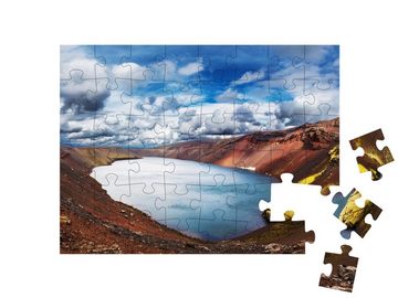 puzzleYOU Puzzle Ljotipollur Kratersee, Landmannalaugar, Island, 48 Puzzleteile, puzzleYOU-Kollektionen Skandinavien
