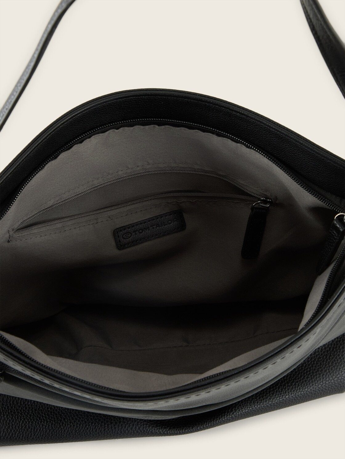 TOM TAILOR Beuteltasche Bags, TTNICOLINA M Schultertasche mit Material-Mix