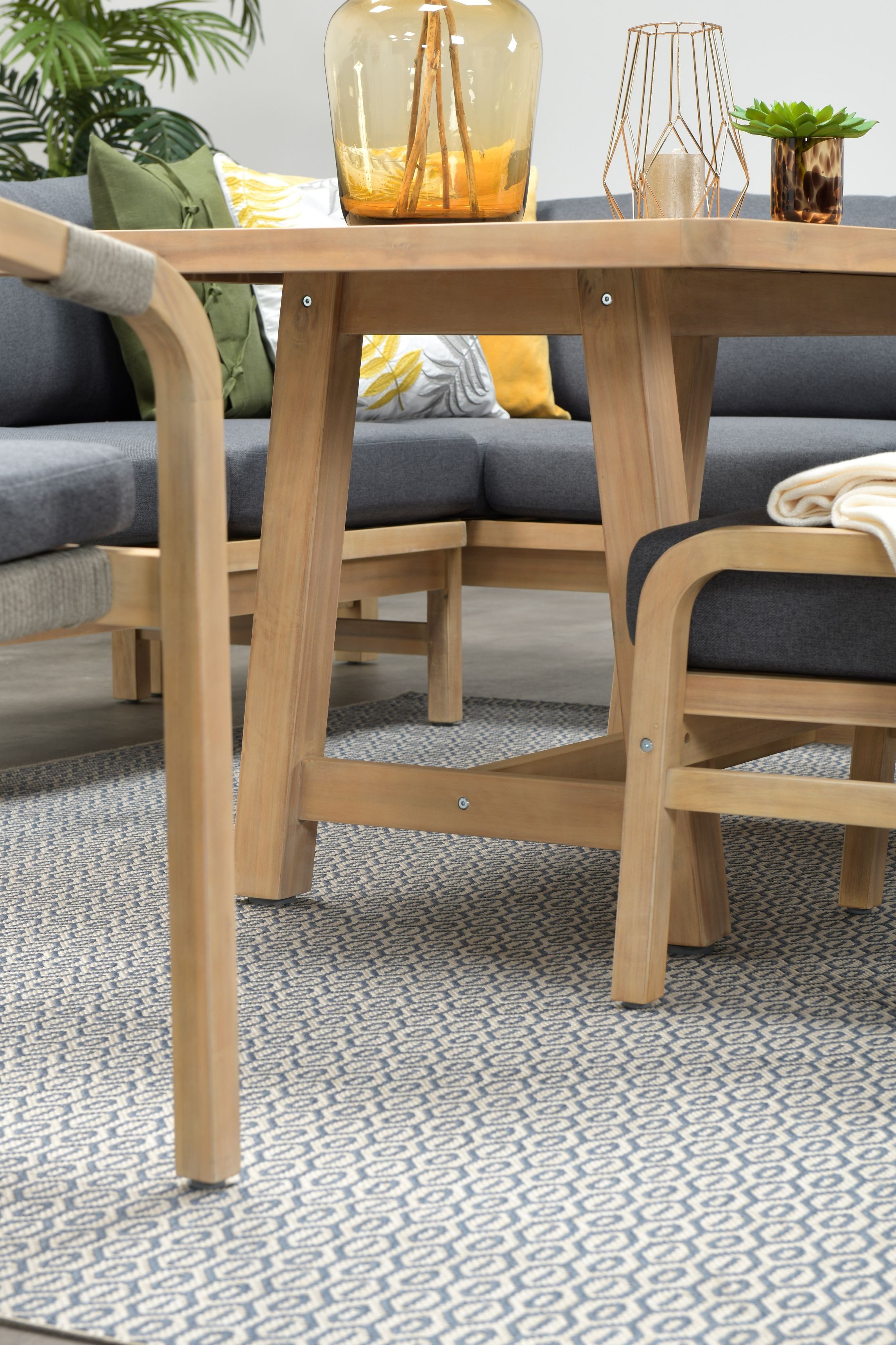 Garden Impressions Gartenlounge-Set "Santos rechts", Holz Gartenmöbelset, (Set, Akazie, Ecklounge, Esstisch, Sessel, 2 Hocker, inkl. Auflagen), inkl. wasserabweisende Kissen, Rope Geflecht