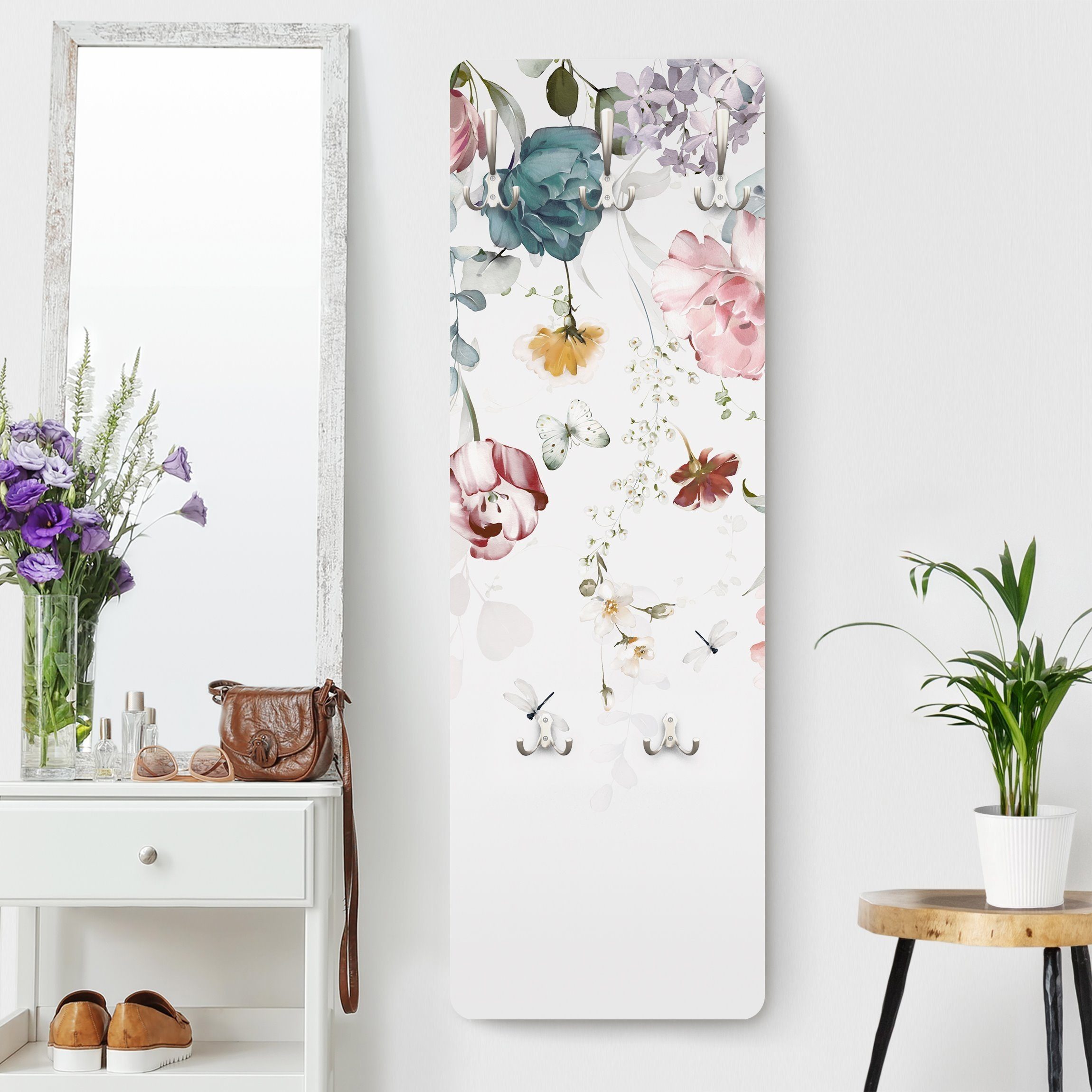 Bilderdepot24 Garderobenpaneel pastell Blumen Floral Tiere Rankende Blumen Schmetterlingen Aquarell (ausgefallenes Flur Wandpaneel mit Garderobenhaken Kleiderhaken hängend), moderne Wandgarderobe - Flurgarderobe im schmalen Hakenpaneel Design
