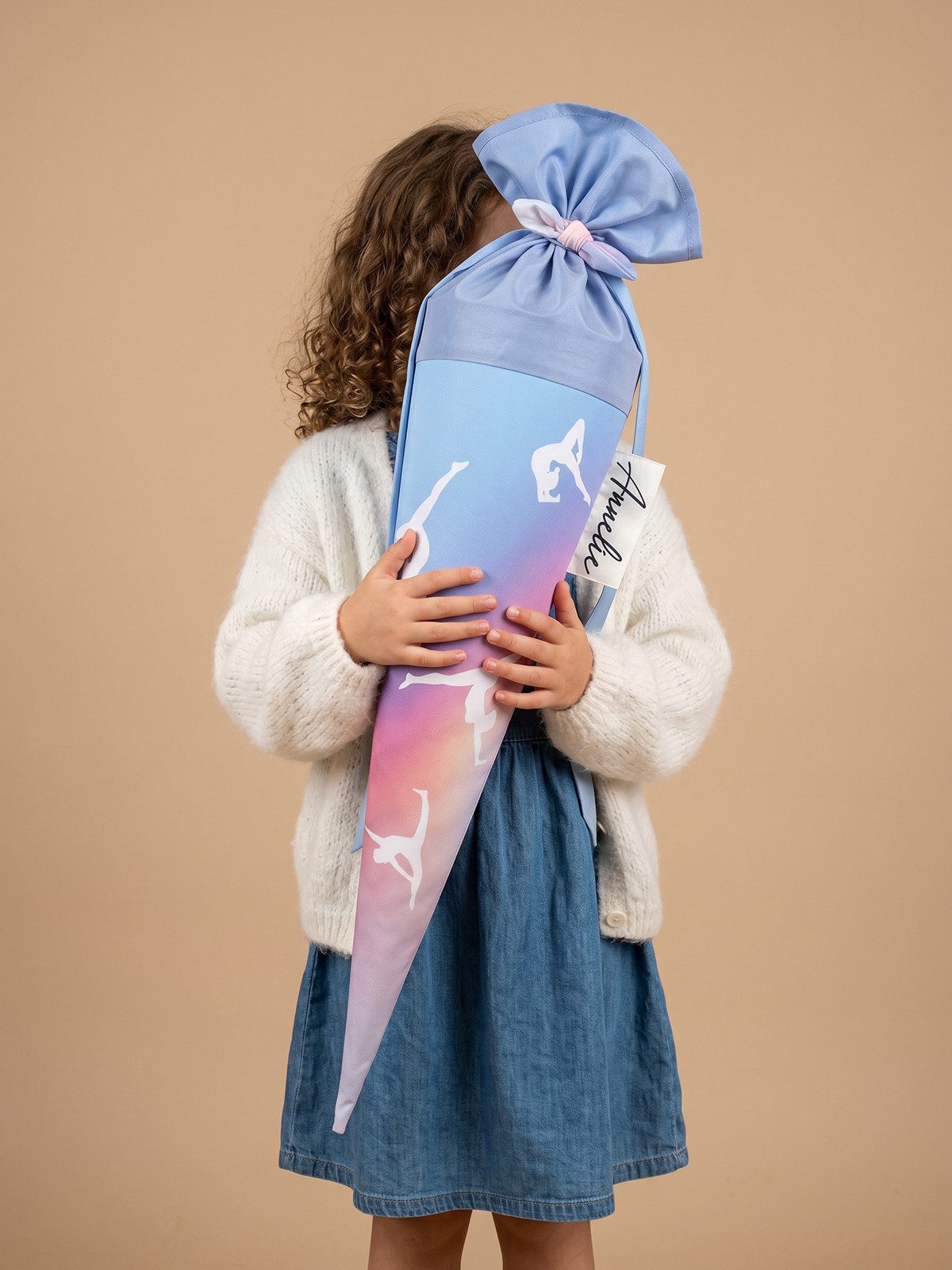 Schultüte Akrobatik 70 cm Set mit Haarschleife - Personalisierung möglich
