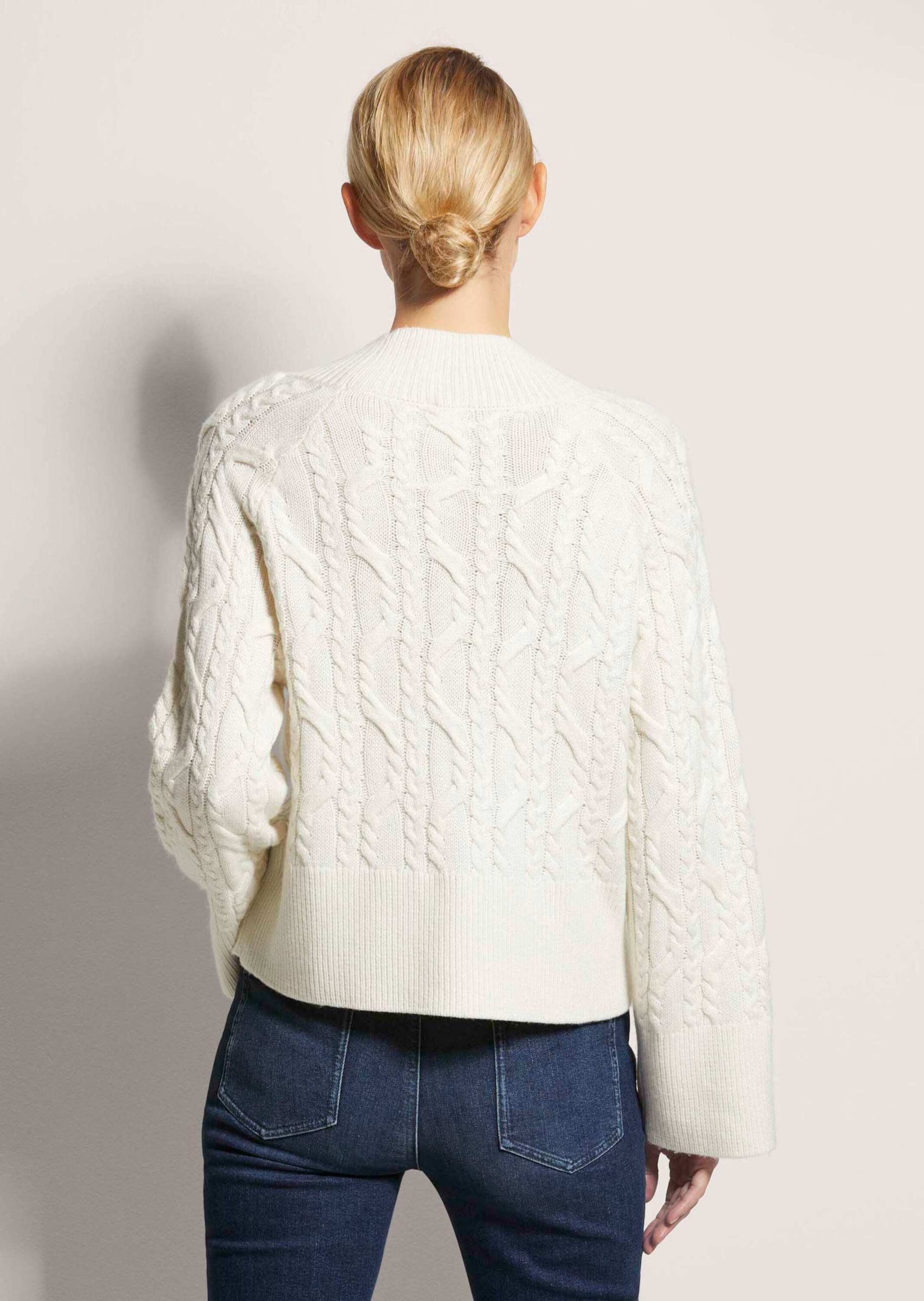 MADELEINE Strickpullover Kaschmirpullover mit Zopfmuster Wollpullover mit Stehkragen, Rippstrick-Details, lange Raglanärmel