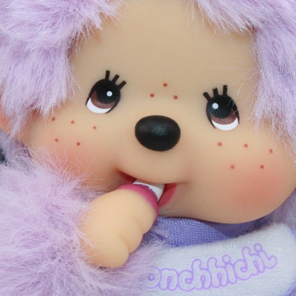Monchhichi Plüschfigur Junge Lila 13 cm Monchhichi Color Puppe mit lilafarbenem Lätzchen