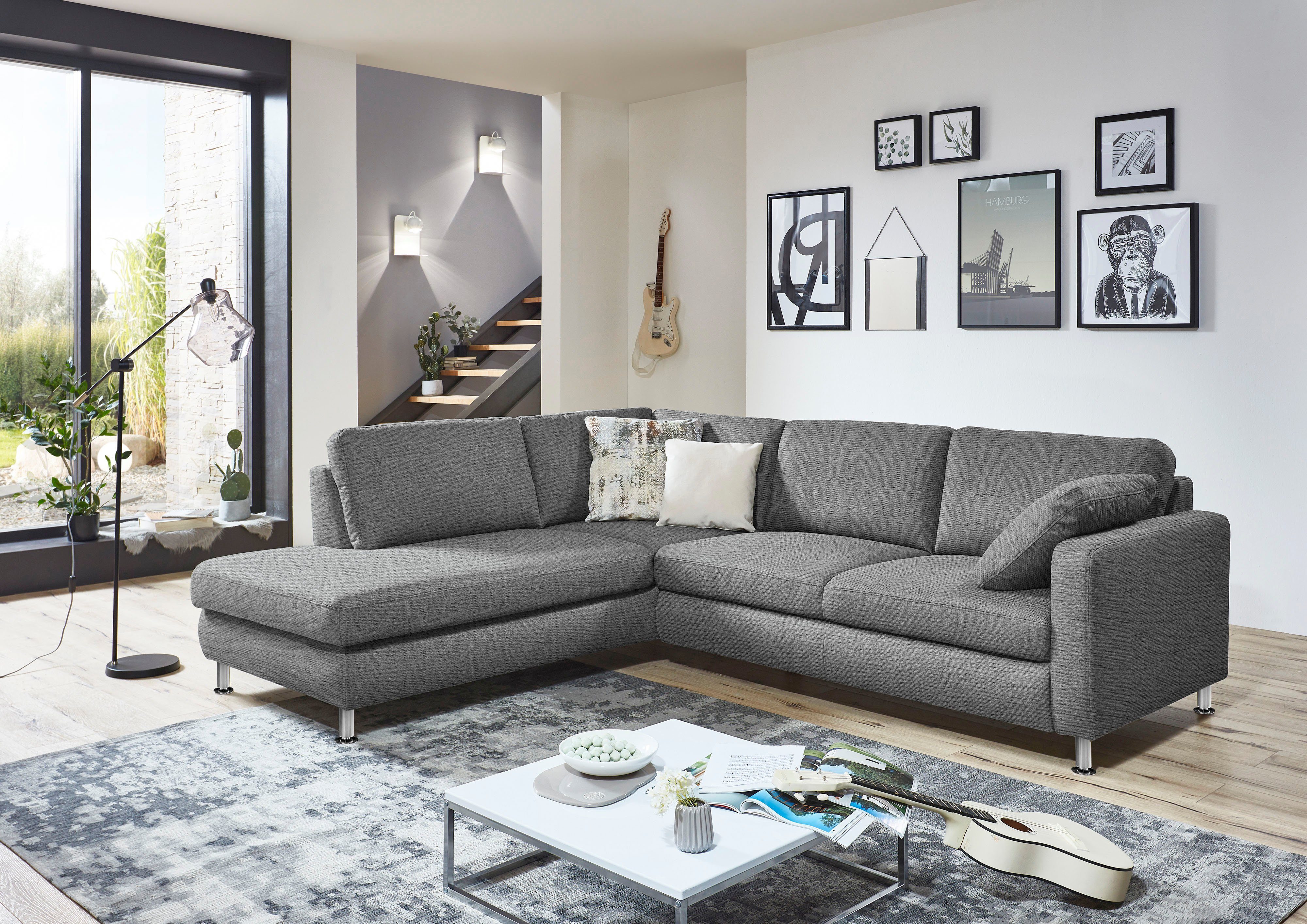 Die PlanBar Ecksofa MP-IN19027 L-Form, wahlweise mit Bettfunktion, mit Kaltschaum