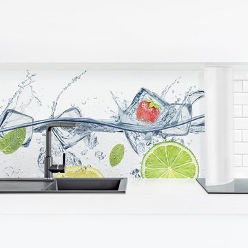 Bilderdepot24 Küchenrückwand weiß dekor Obst Wandpaneel Küche Frucht Cocktail Wandverkleidung, (1-tlg., Nischenrückwand - für Fliesenspiegel ohne Bohren - matt), Spritzschutz Rückwand Küche Herd - Folie selbstklebend versch. Größen