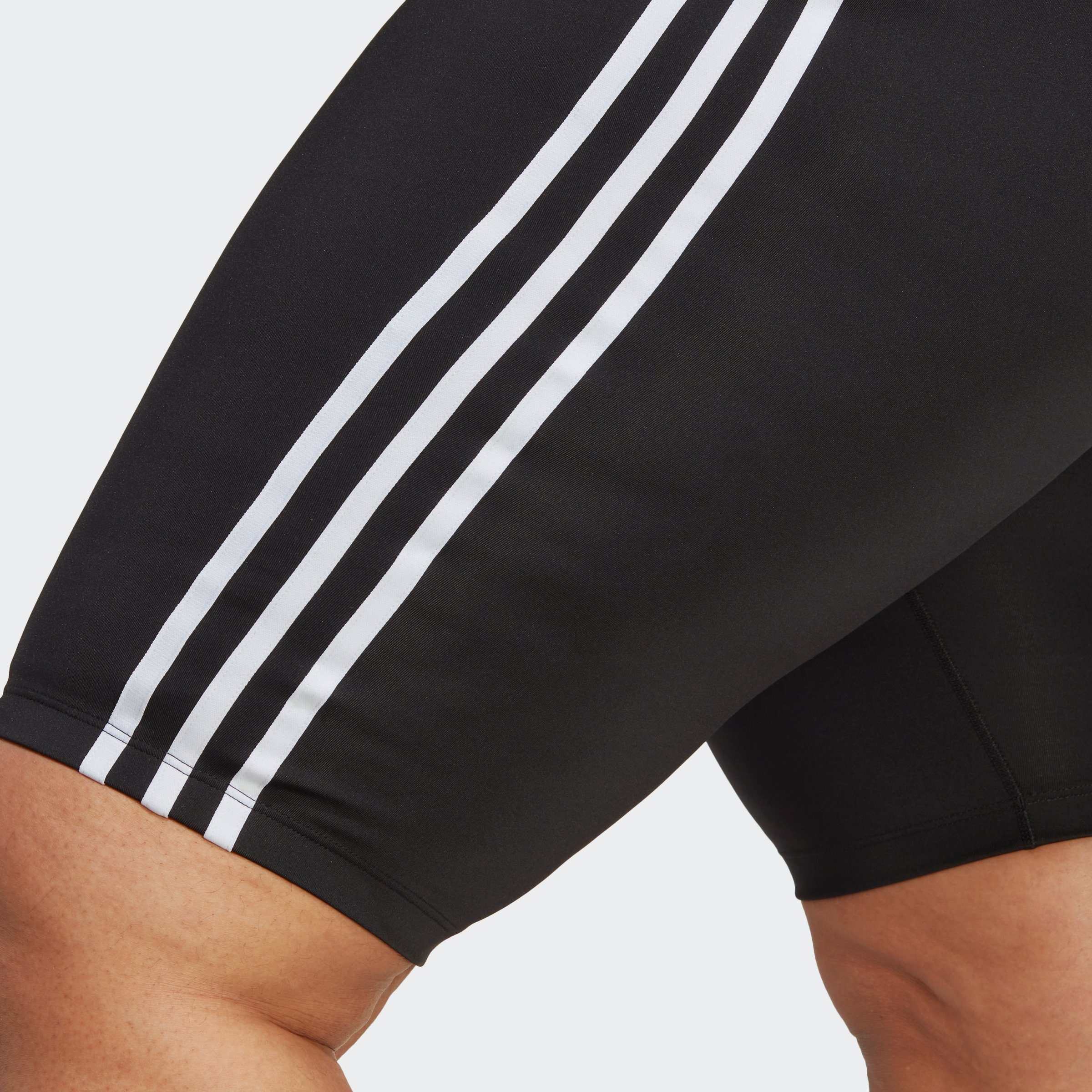 Originals Shorts adidas CLASSICS (1-tlg) KURZE ADICOLOR HIGHWAISTED